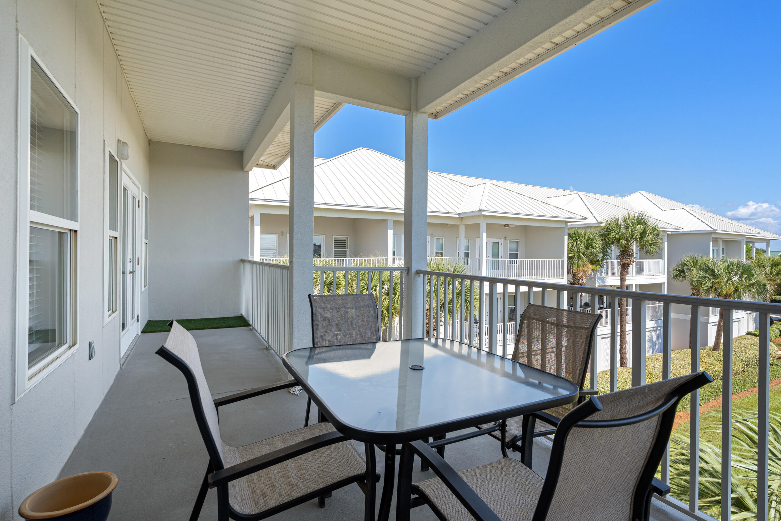 PAVILION PALMS - Residential