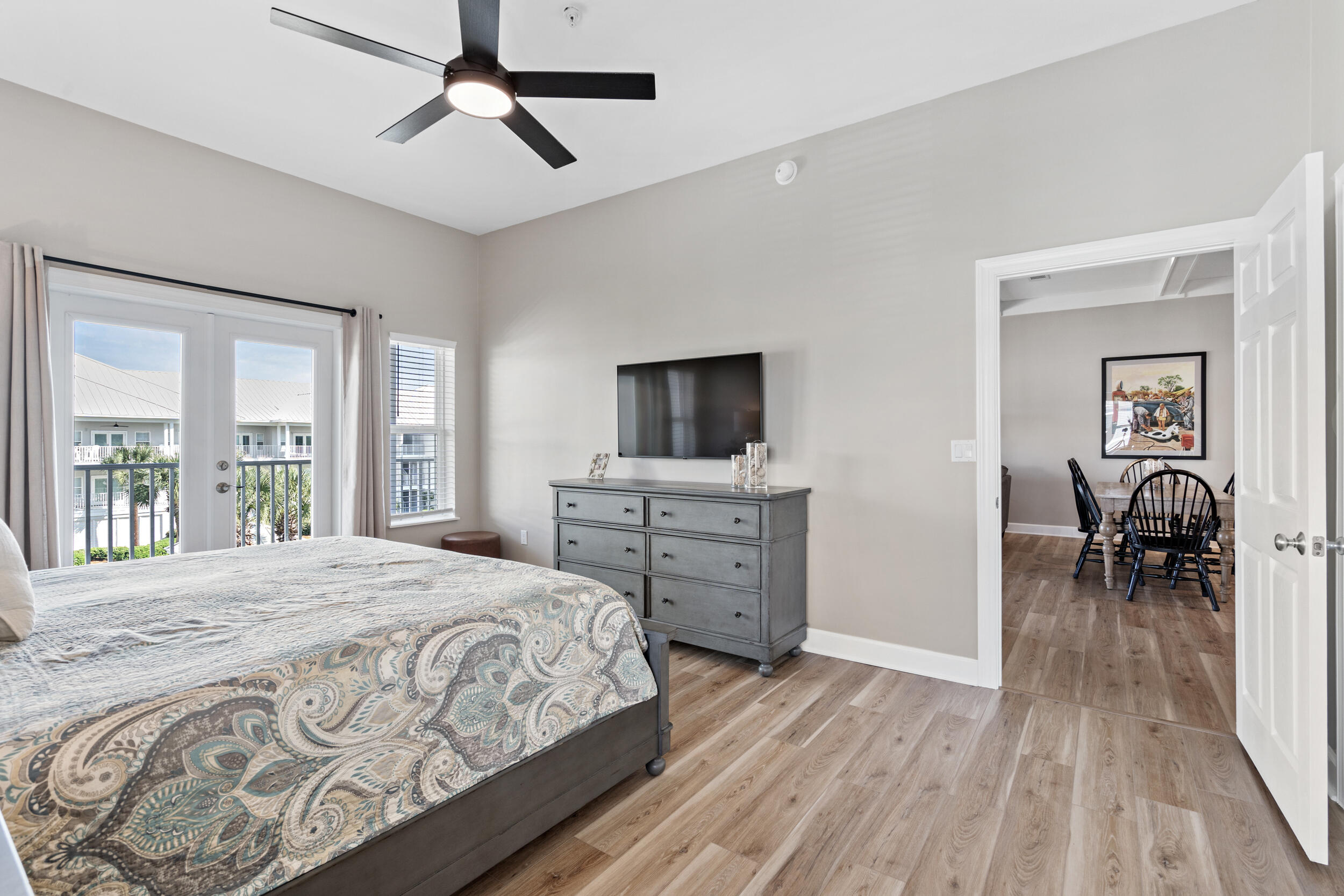 PAVILION PALMS - Residential