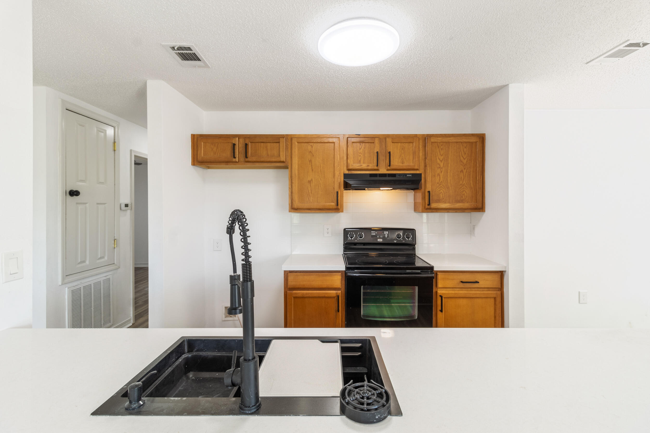 HUNTERS' RIDGE - Residential