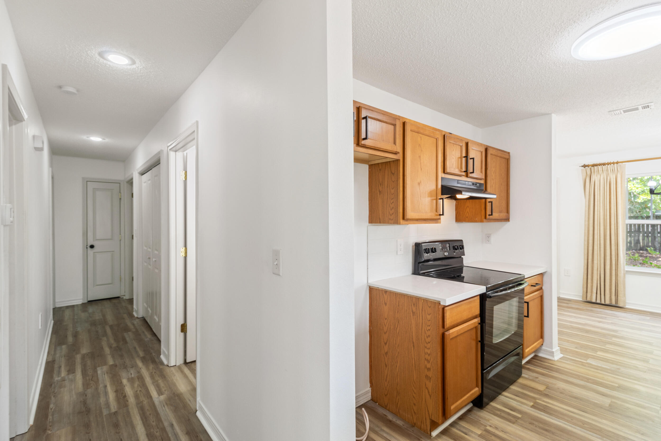 HUNTERS' RIDGE - Residential