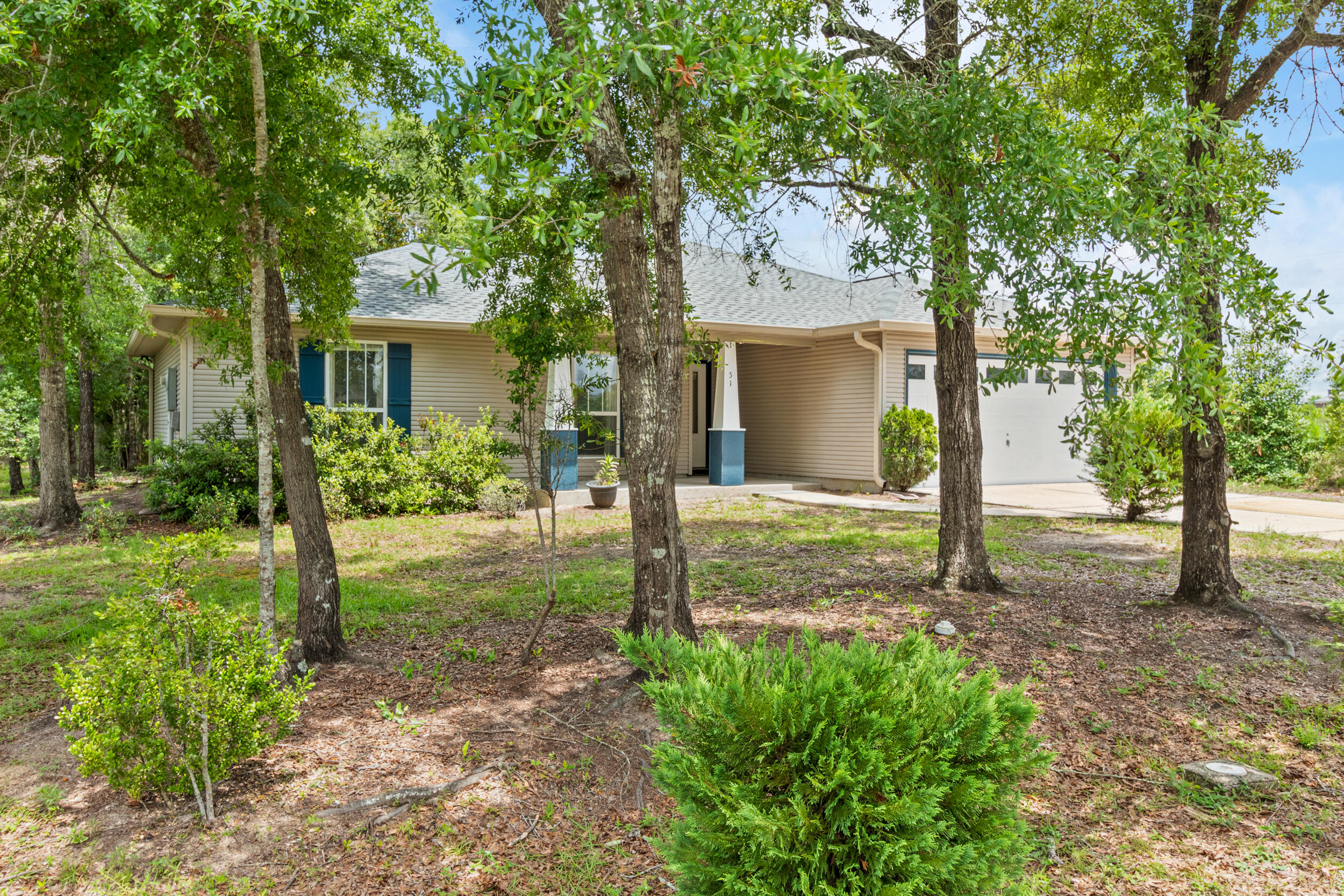 HUNTERS' RIDGE - Residential