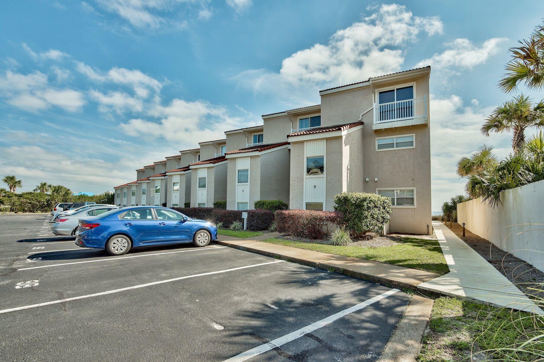 BLUE TIDE CONDO - Residential