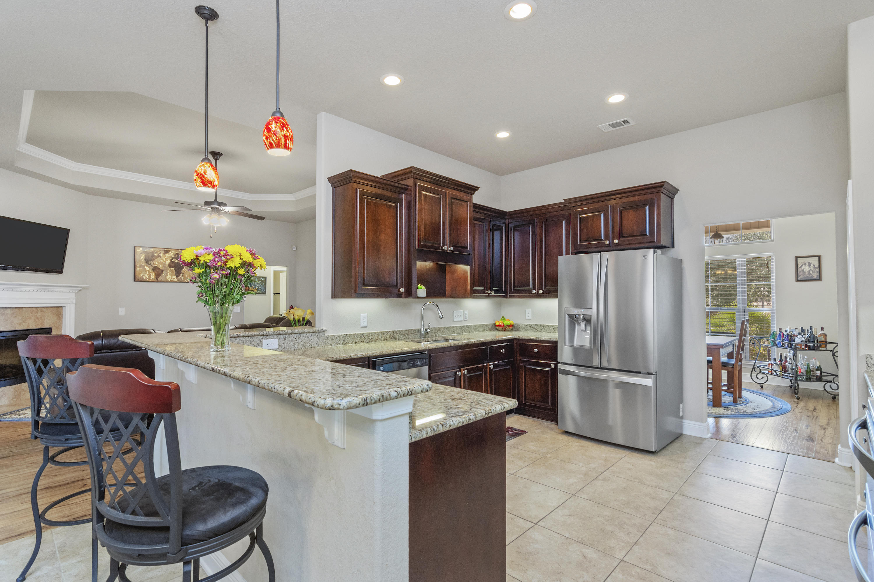 FOX VALLEY - Residential