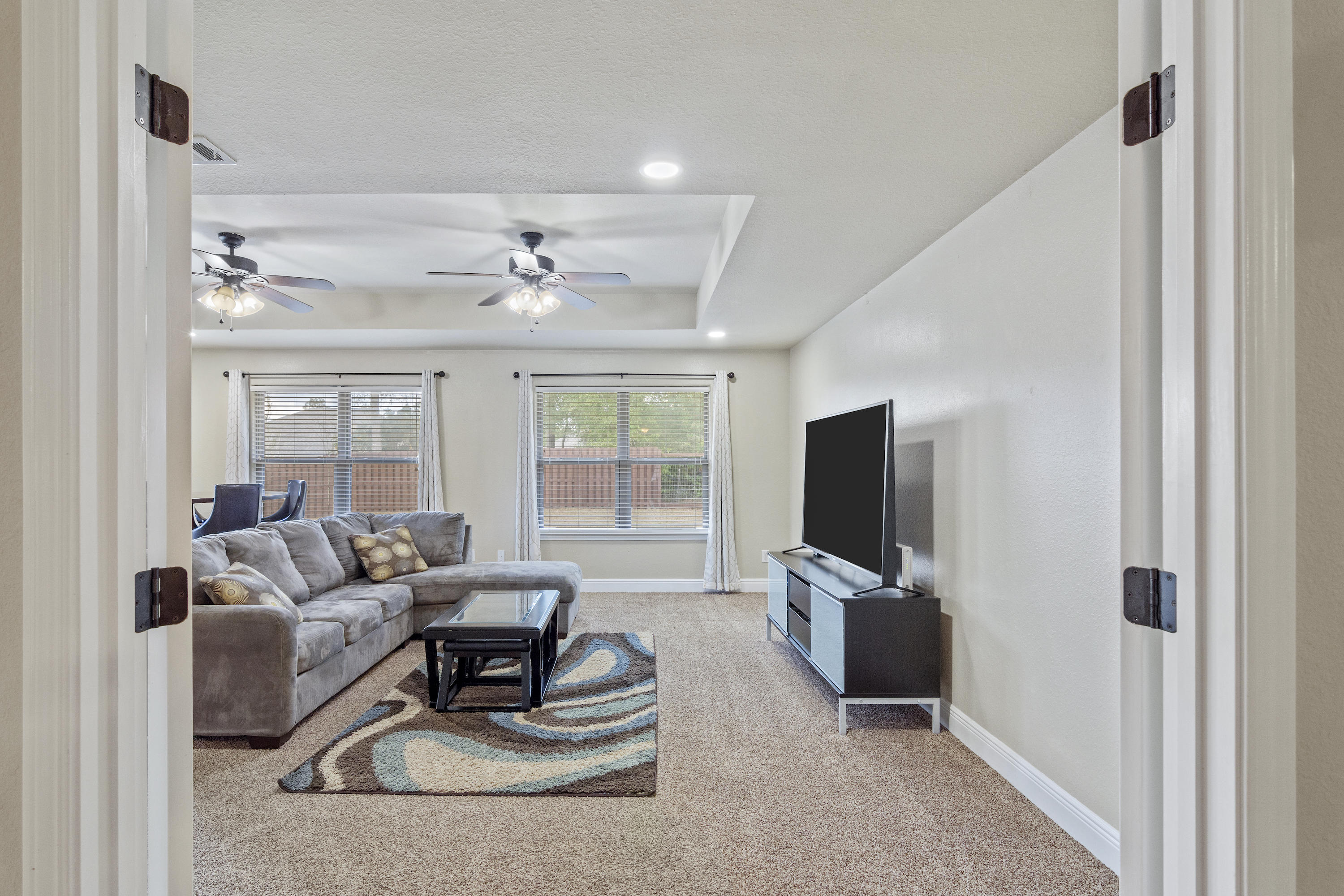 FOX VALLEY - Residential