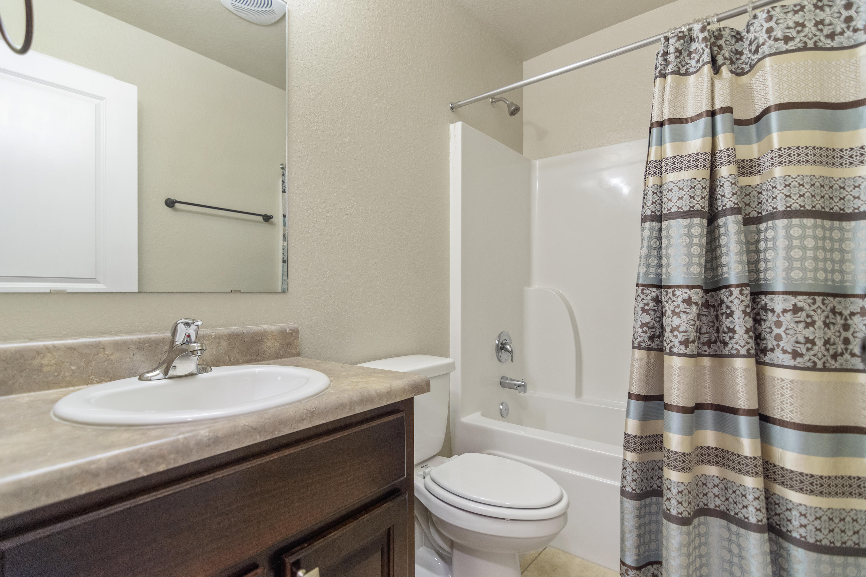 FOX VALLEY - Residential