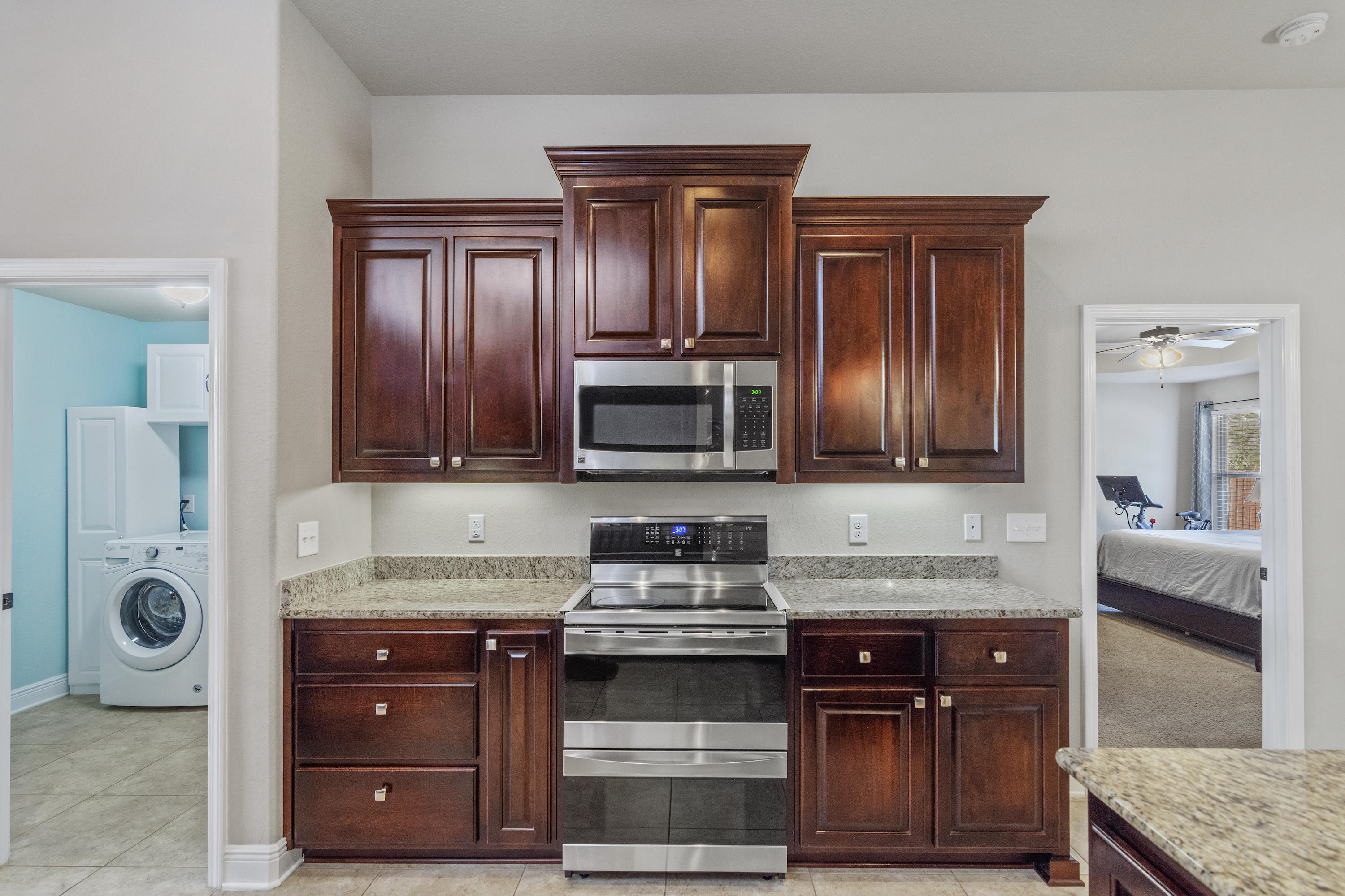 FOX VALLEY - Residential