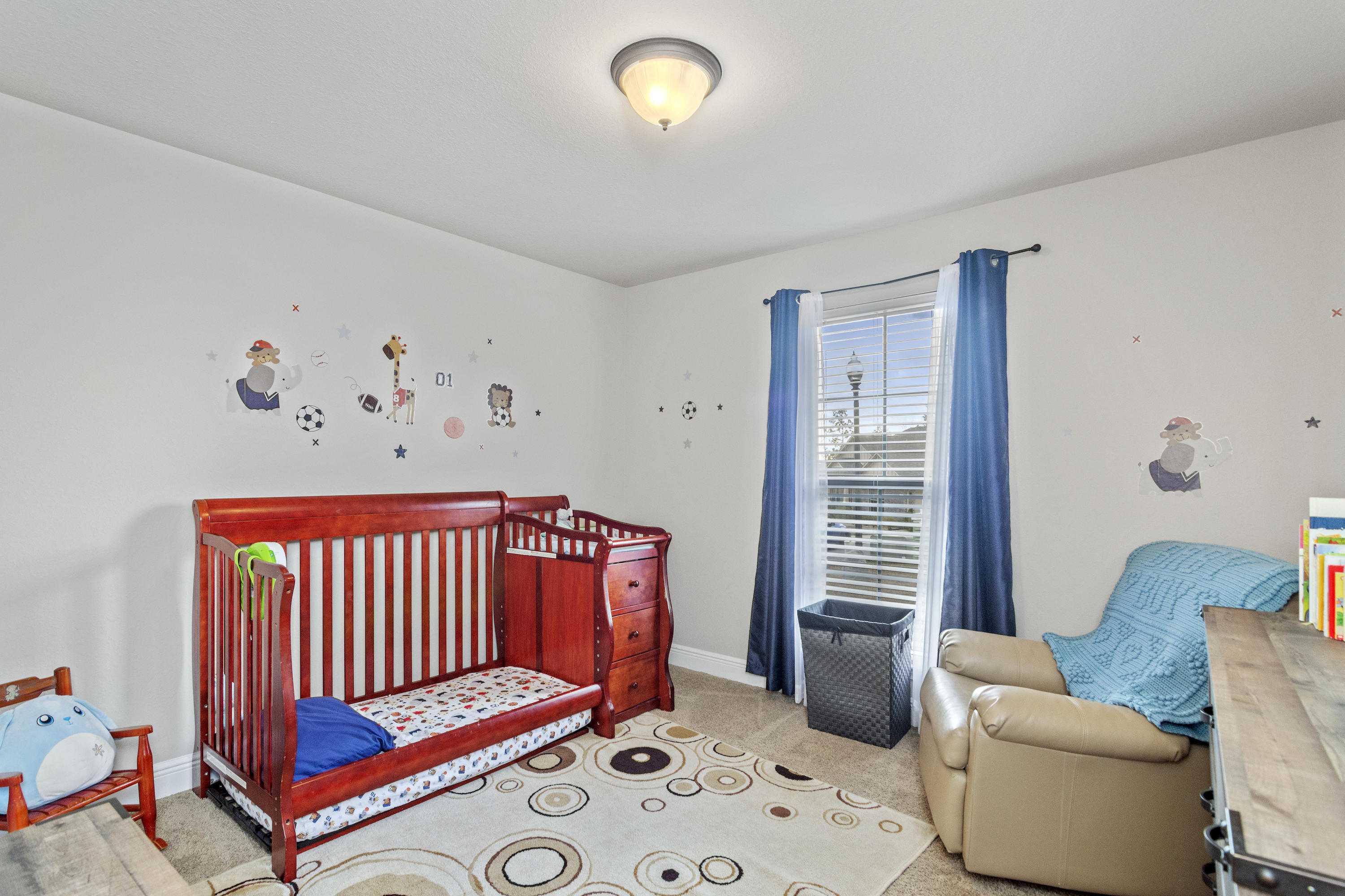 FOX VALLEY - Residential