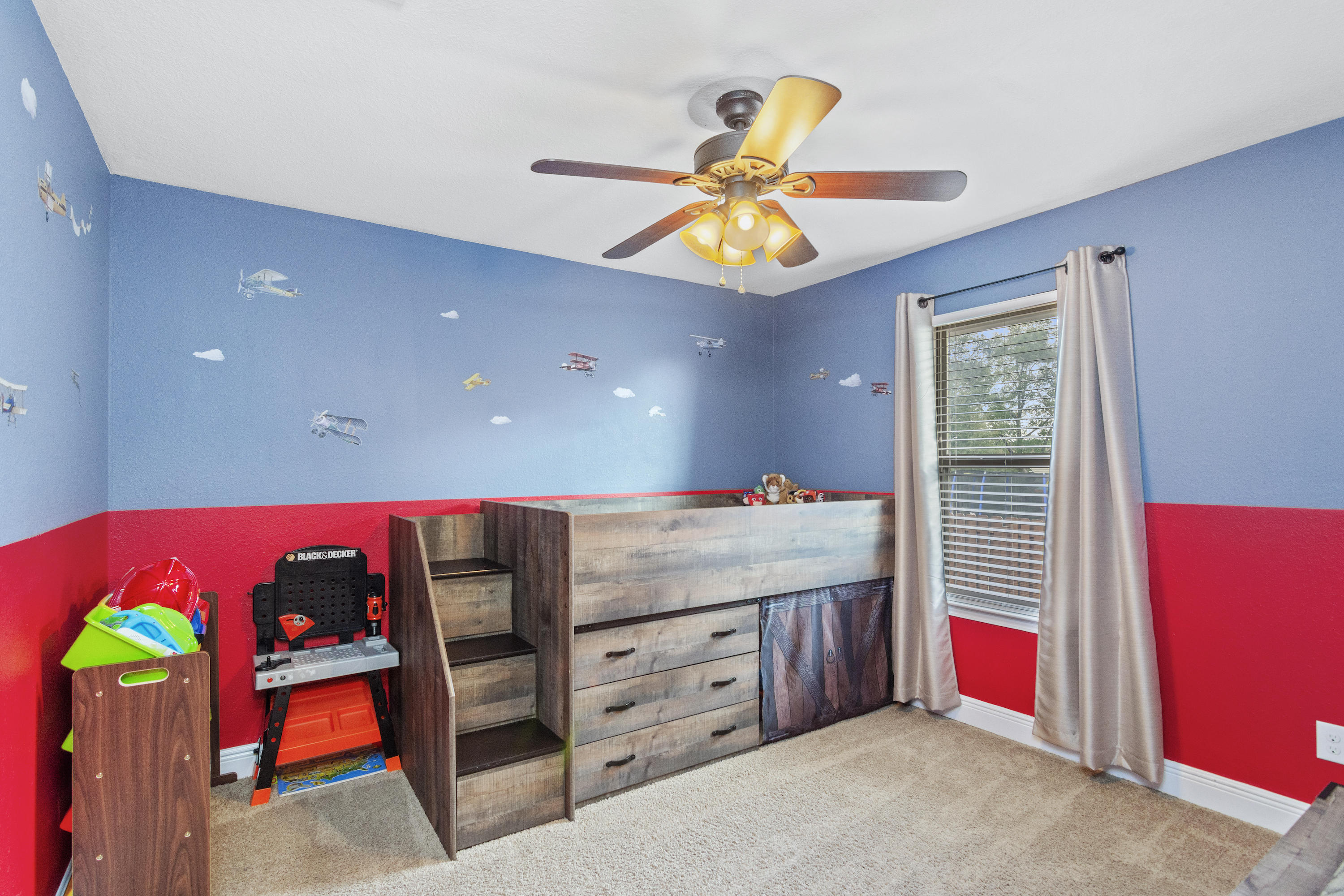 FOX VALLEY - Residential