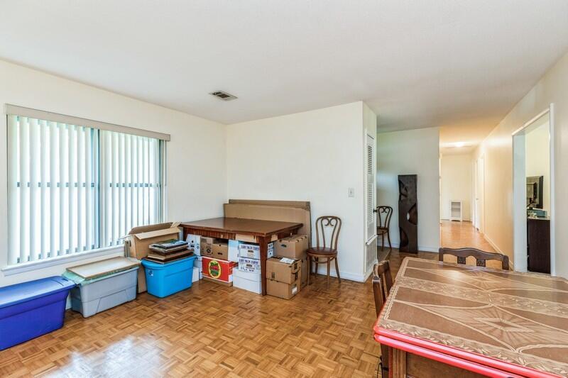 VICTORIA GARDENS - Residential