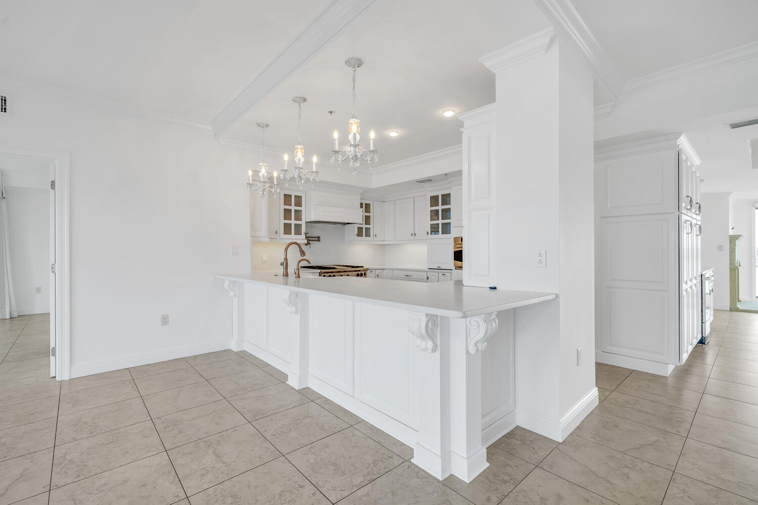 WATERVIEW TOWERS YACHT CLUB - Residential