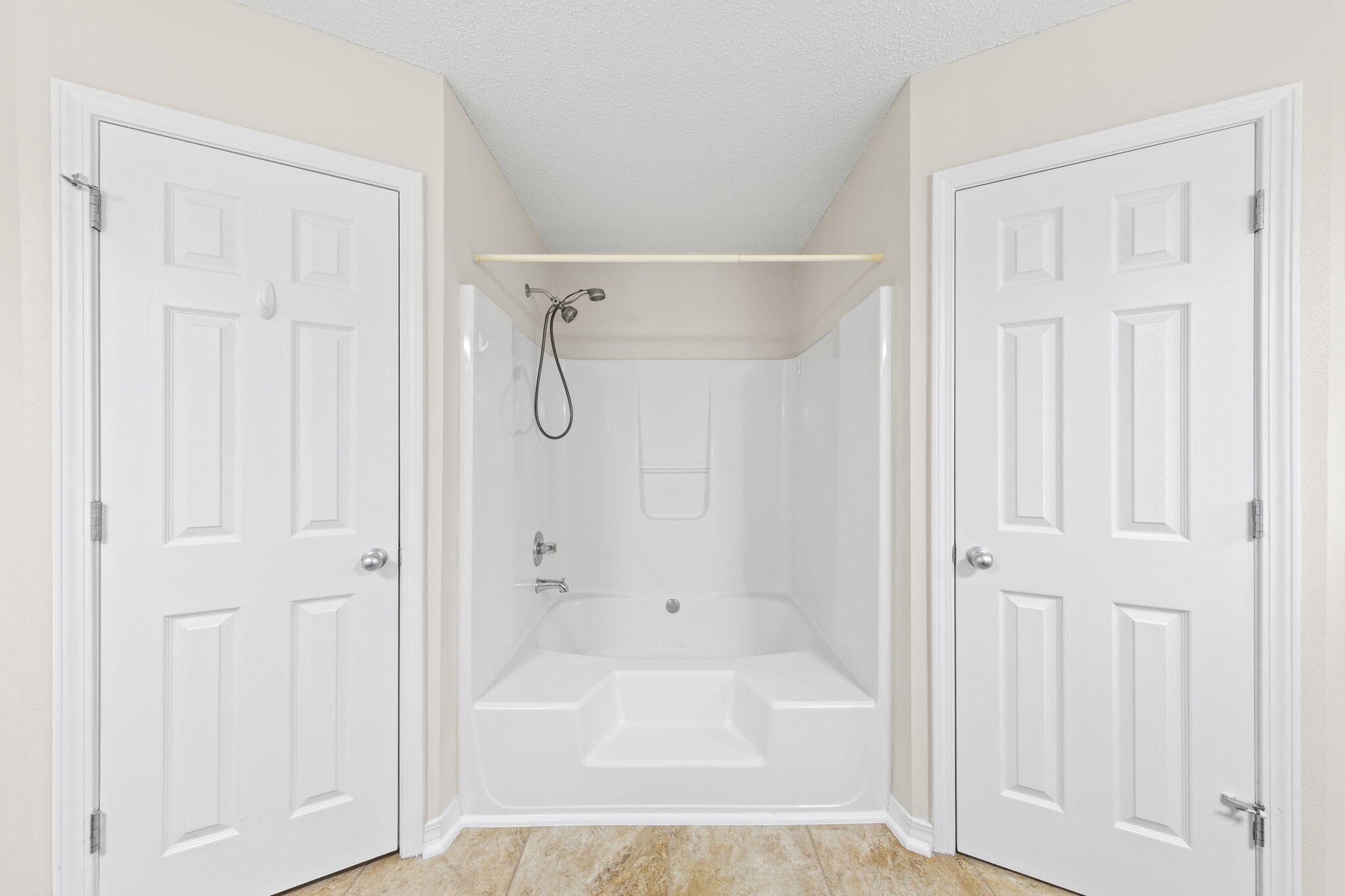 IRON GATE S/D PH I - Residential