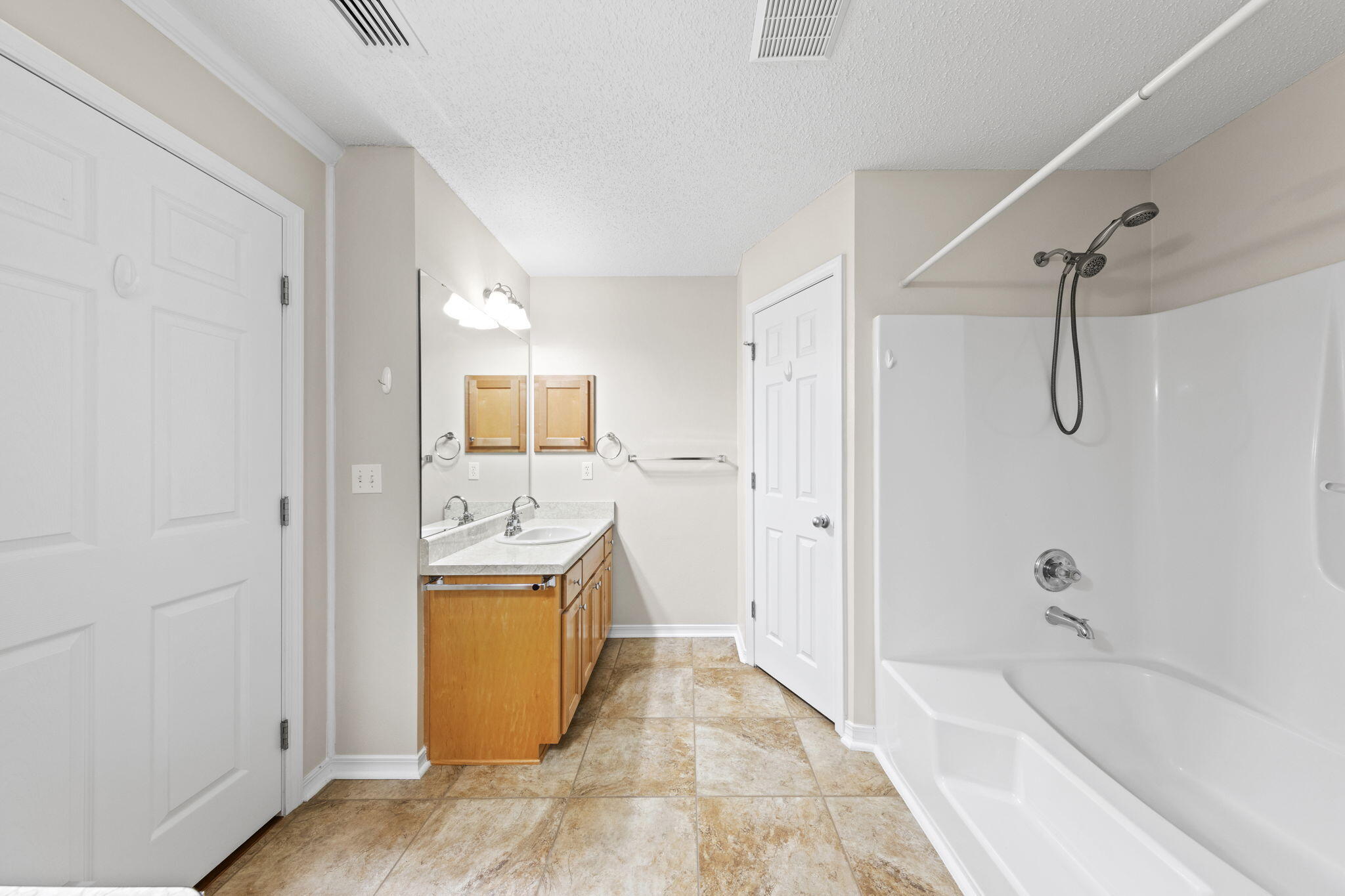 IRON GATE S/D PH I - Residential