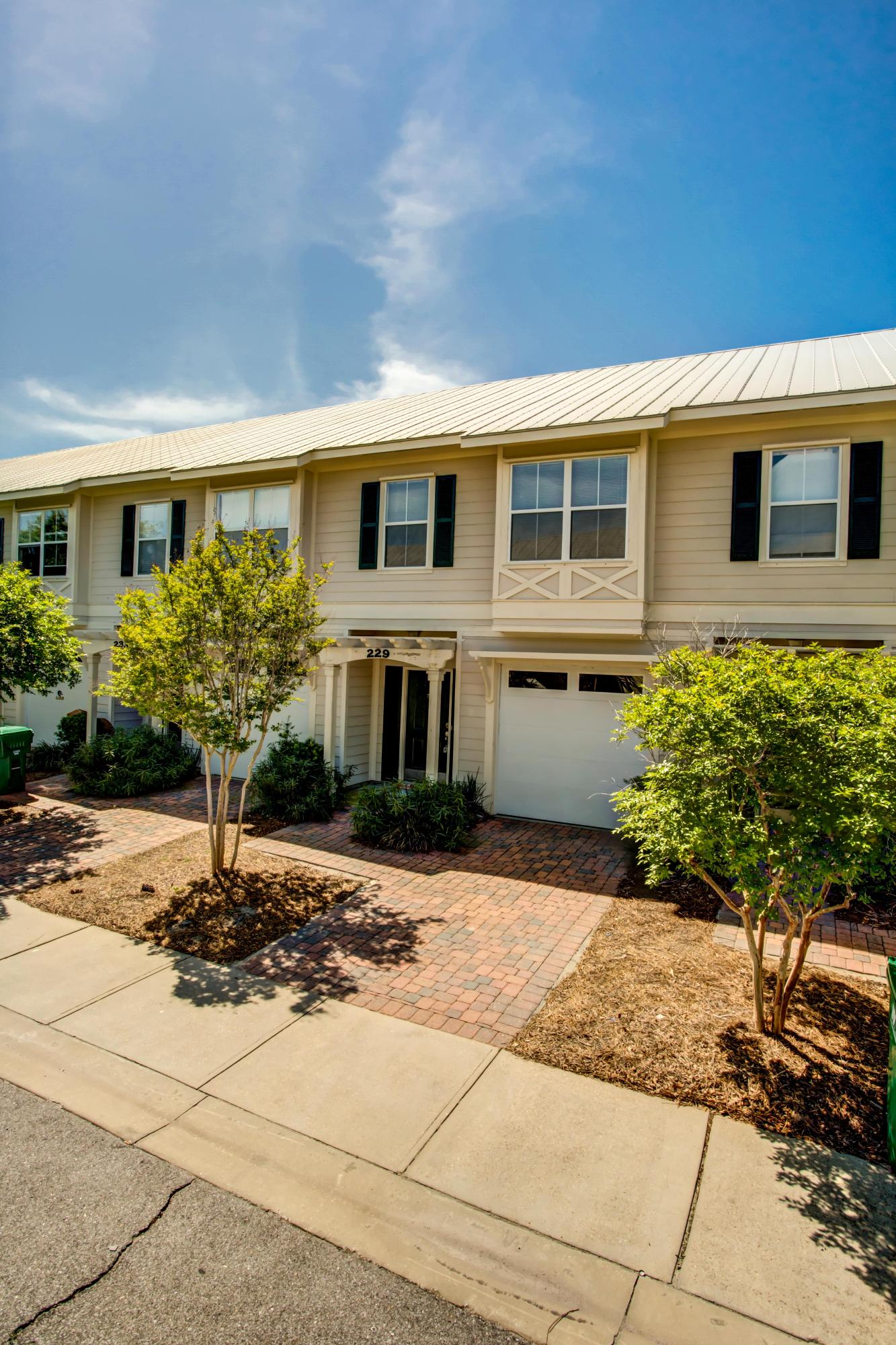 OLD BAY VILLAGE PHASE 1 - Residential