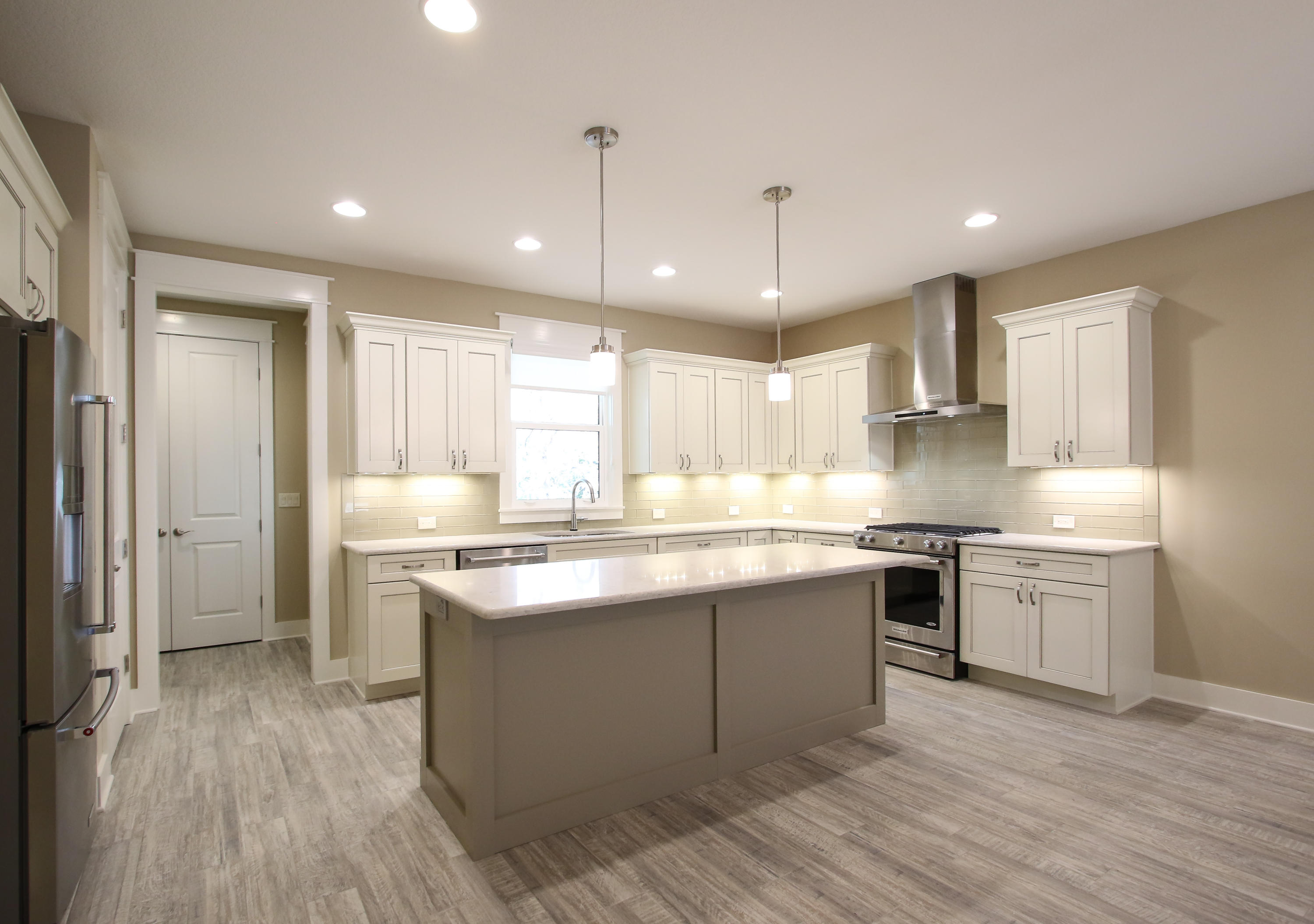 FRANGISTA BEACH 2ND ADDN - Residential