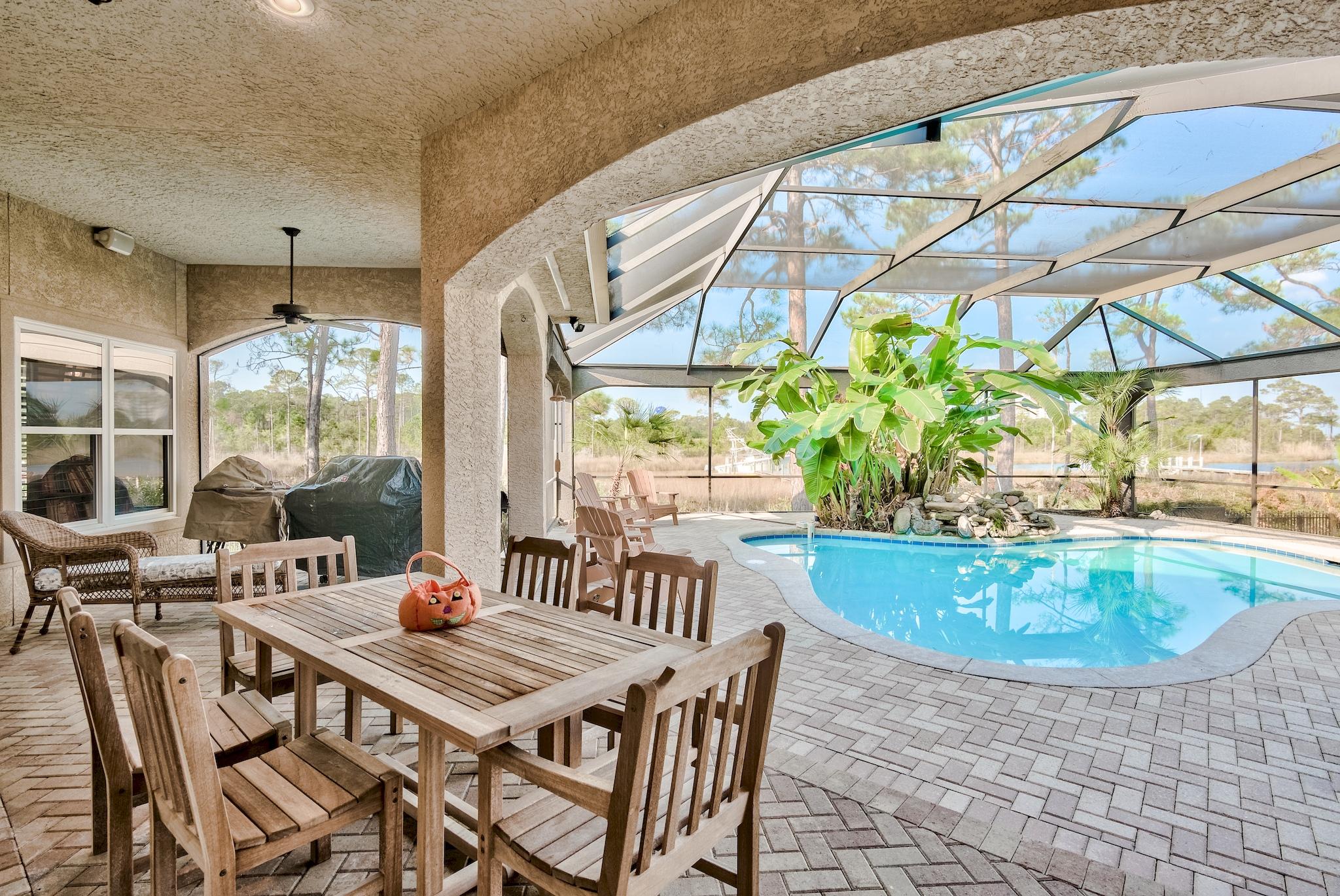 REGATTA BAY PH 1 - Residential