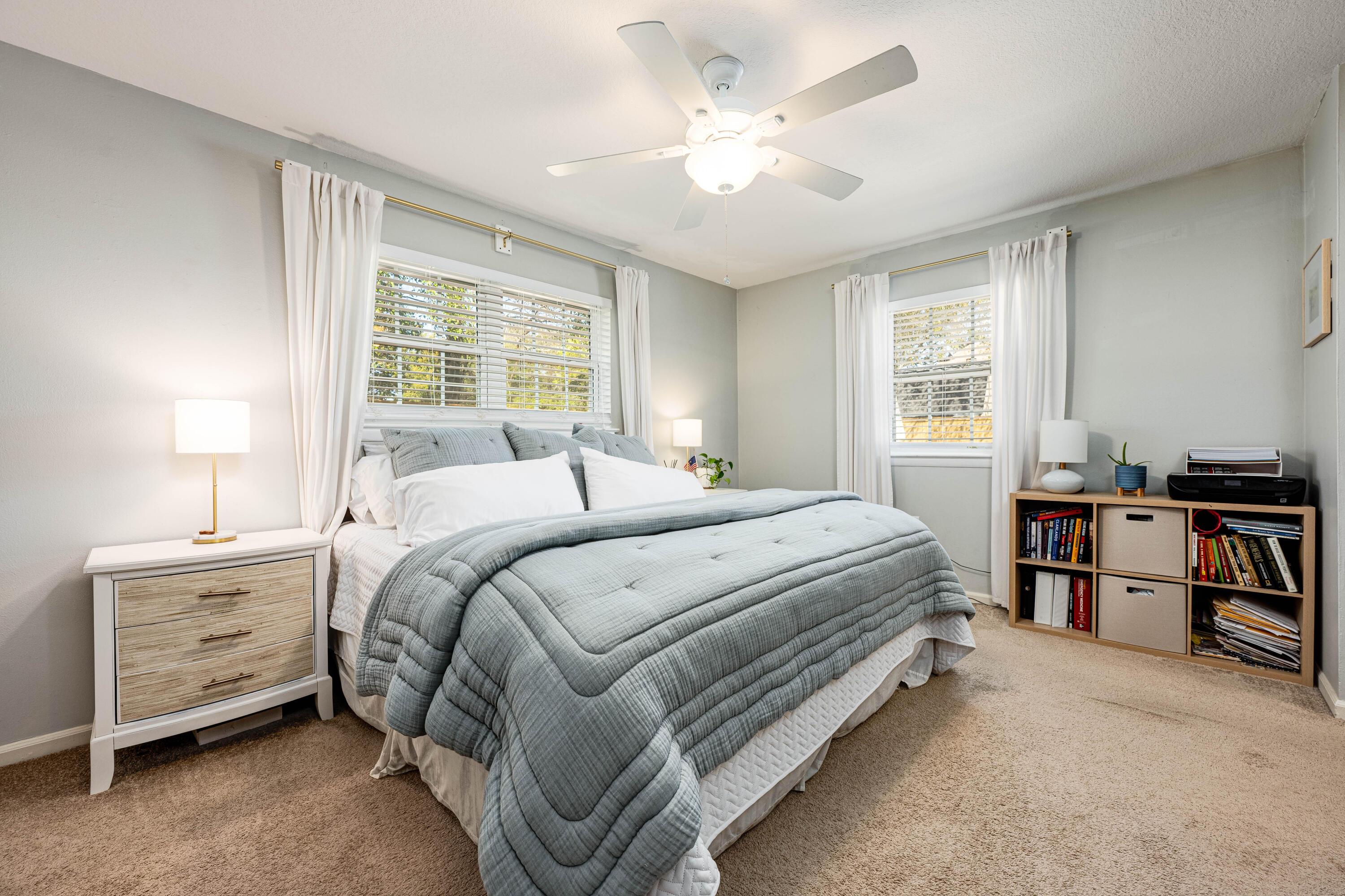 COMMODORE PLACE - Residential