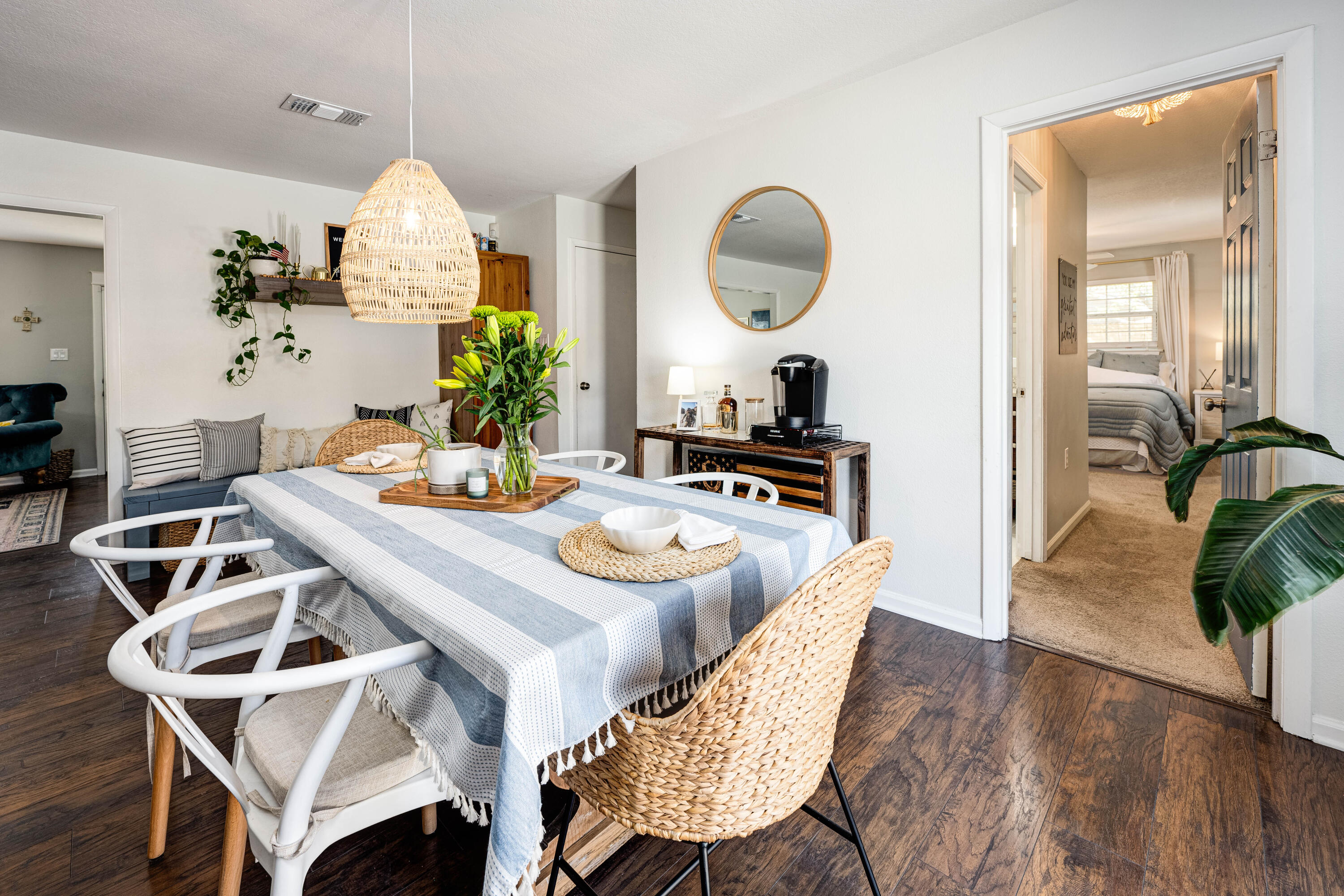 COMMODORE PLACE - Residential