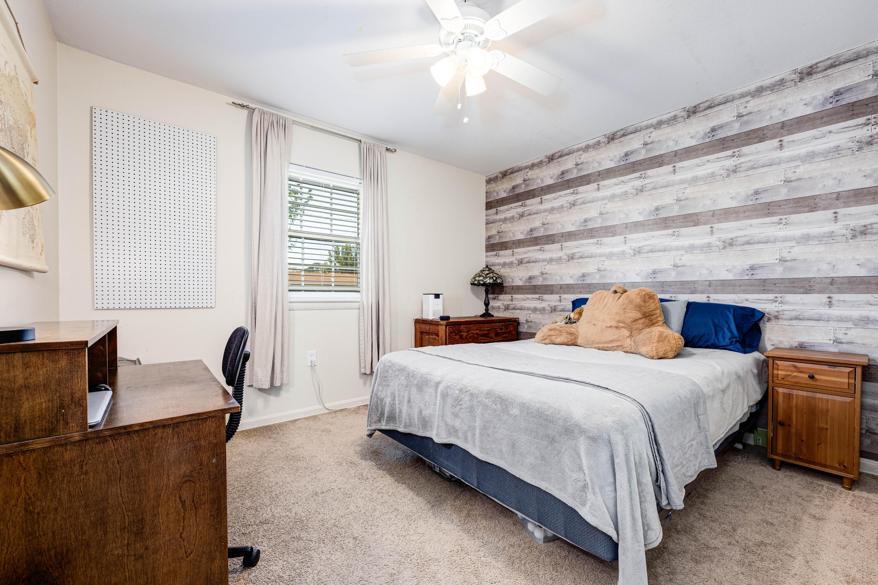 COMMODORE PLACE - Residential