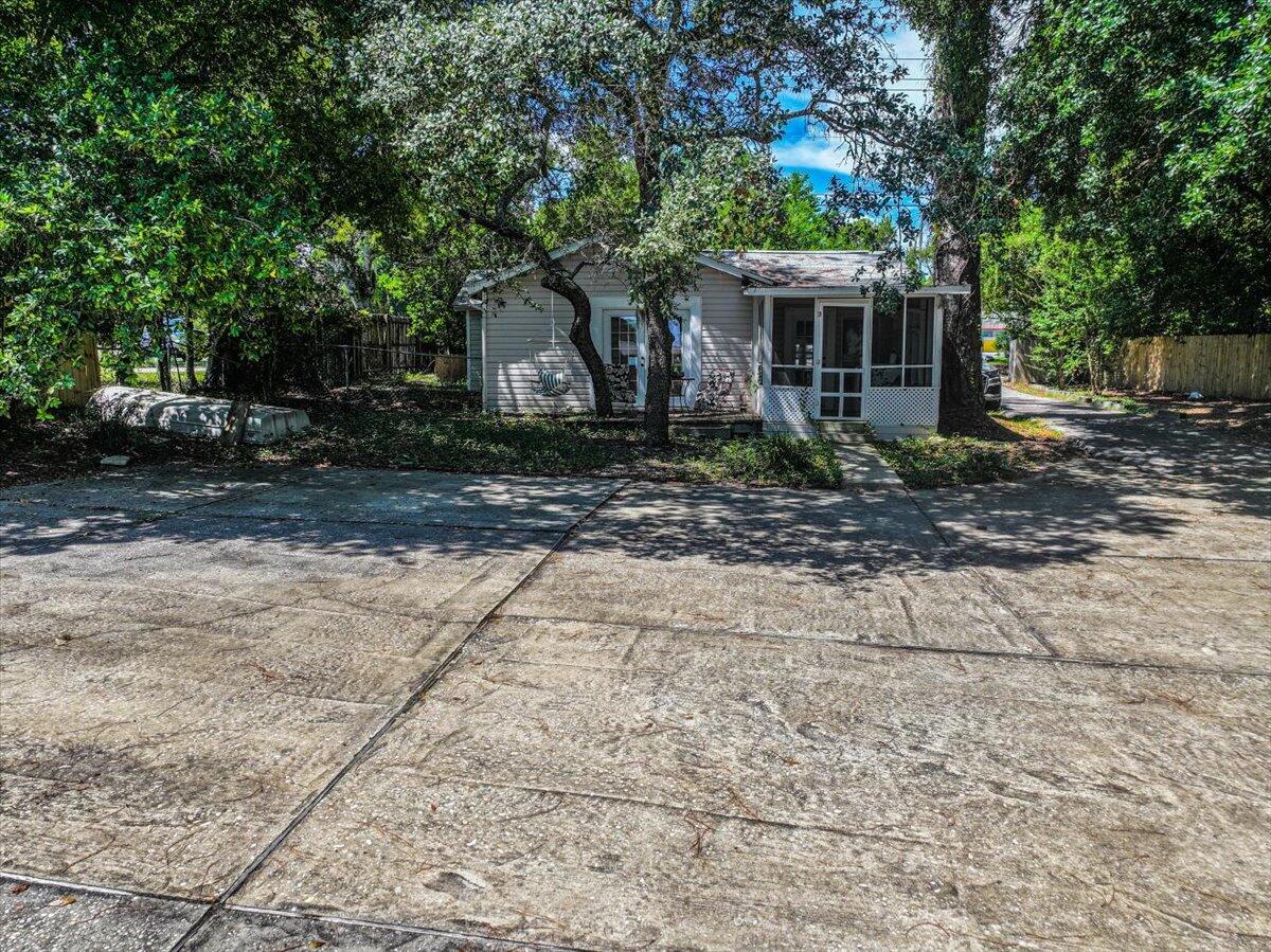 NO RECORDED SUBDIVISION - Residential