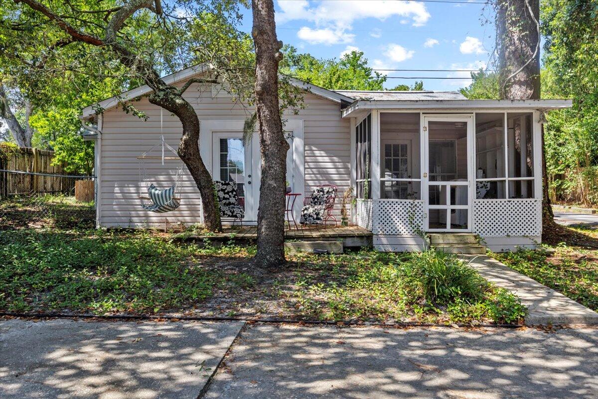 NO RECORDED SUBDIVISION - Residential