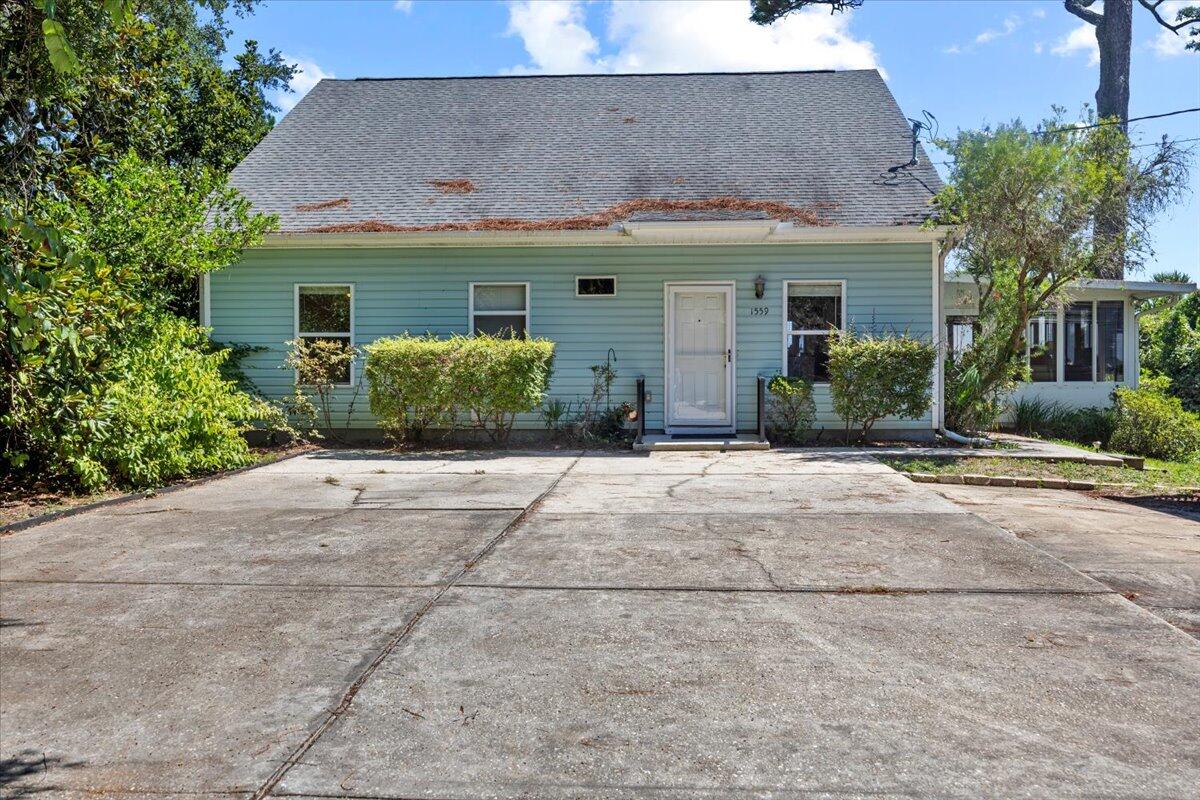 NO RECORDED SUBDIVISION - Residential