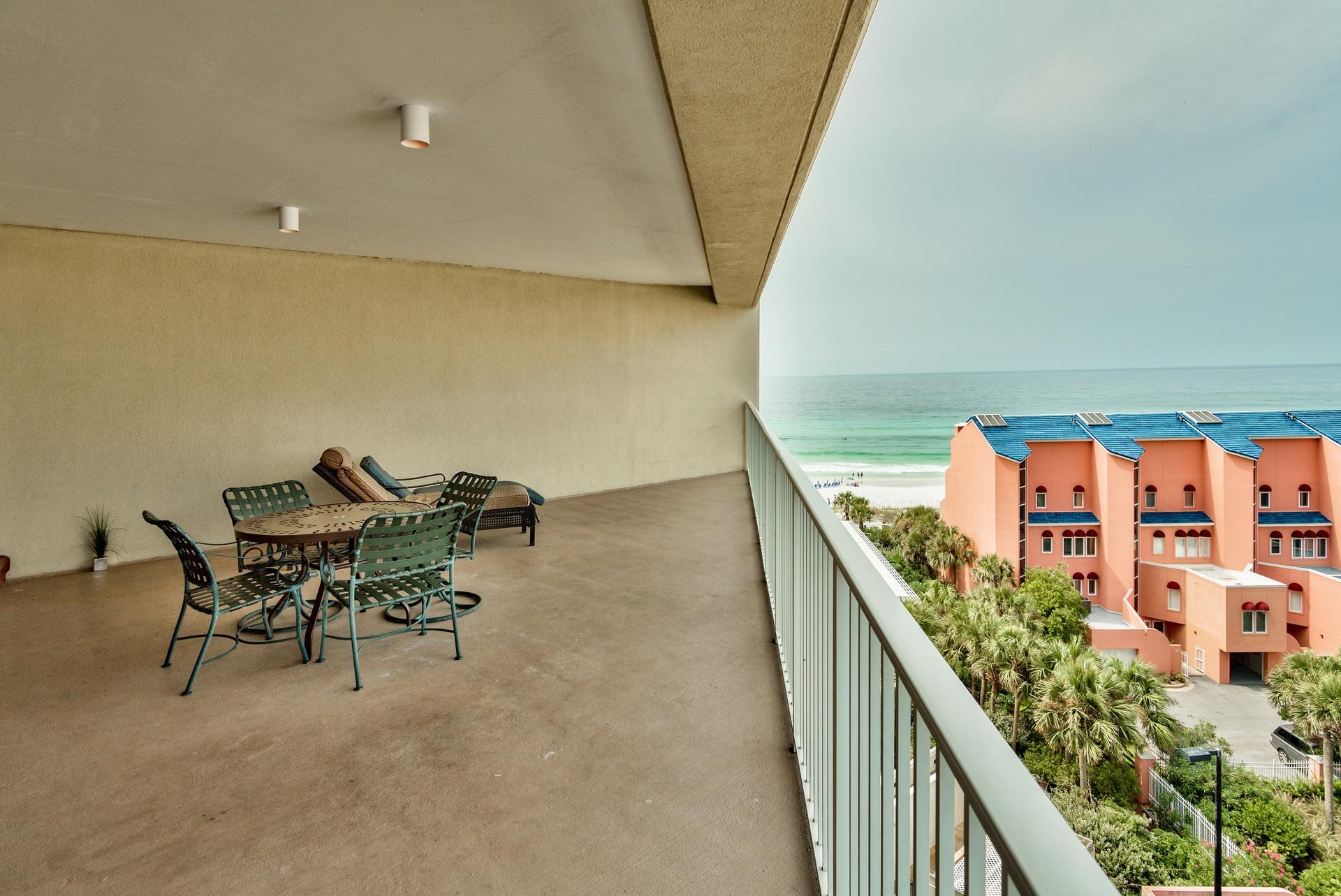 TIDES AT TOPS'L - Residential