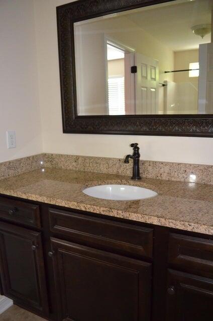 PORT DIXIE - Residential Lease