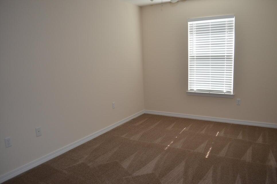 PORT DIXIE - Residential Lease