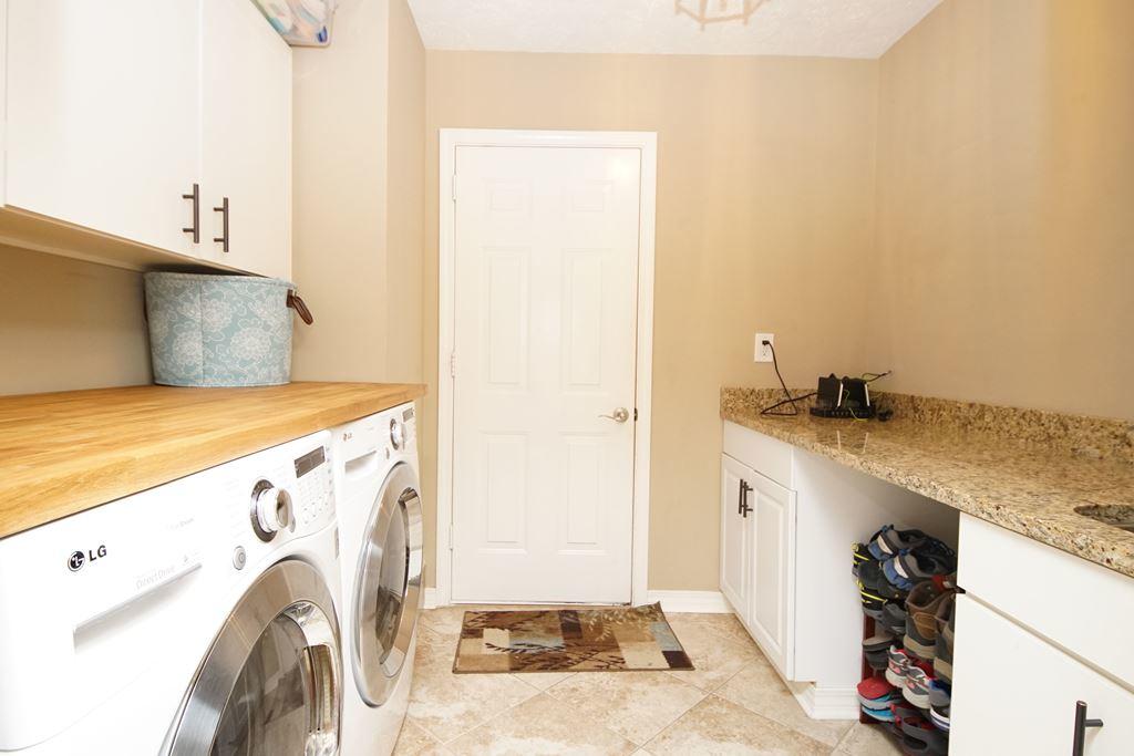 PARKWOOD ESTATES PH 1 BLUEWATER BAY - Residential