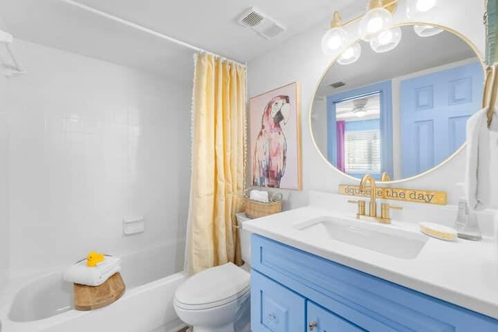 MAINSAIL CONDO PH 5 - Residential