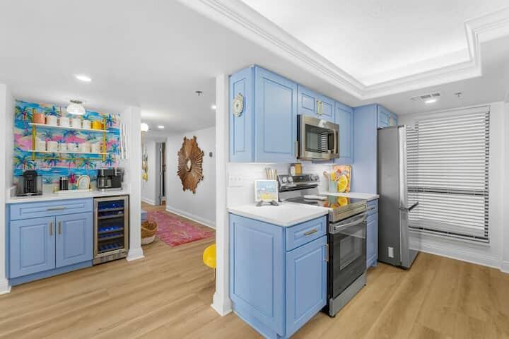 MAINSAIL CONDO PH 5 - Residential