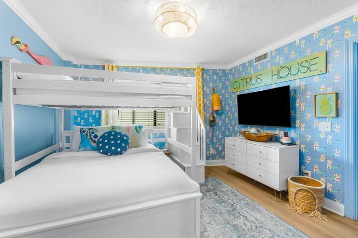 MAINSAIL CONDO PH 5 - Residential