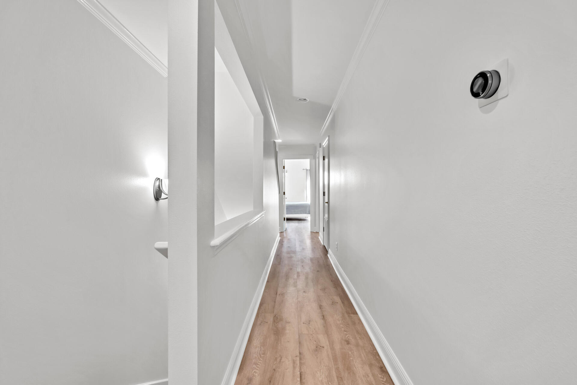 VANTAGE POINTE - Residential