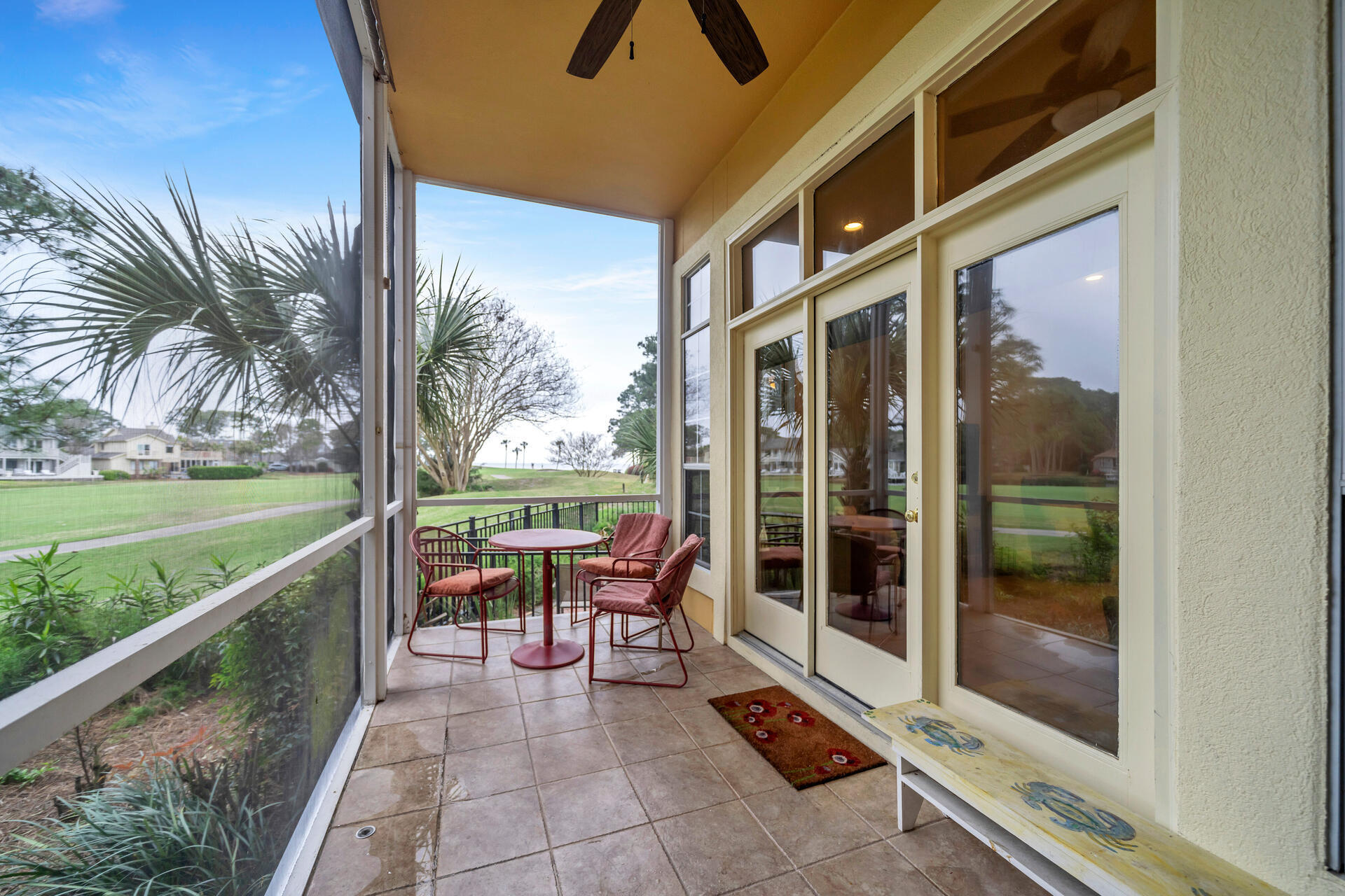 VANTAGE POINTE - Residential