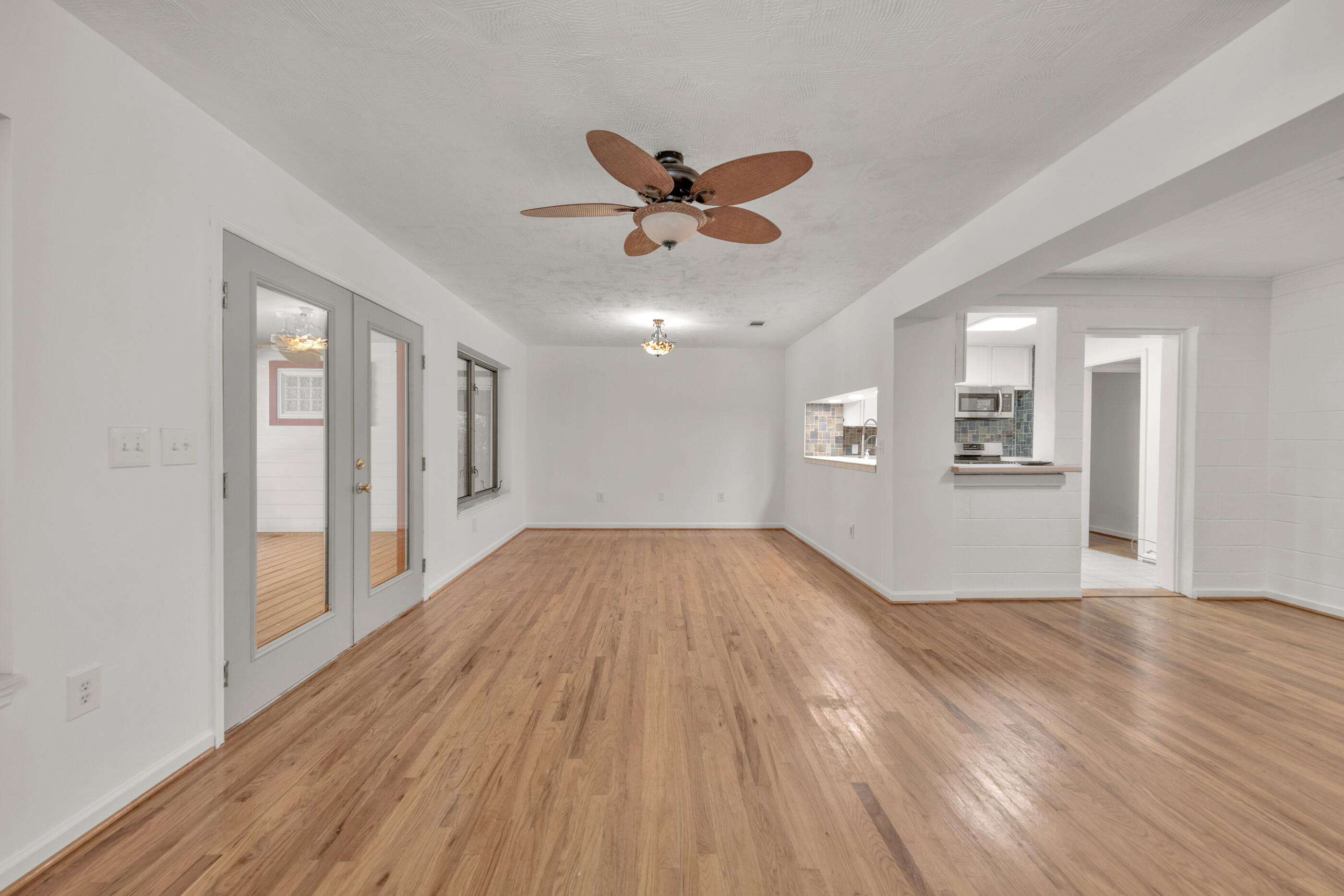 GARNIER BEACH - Residential