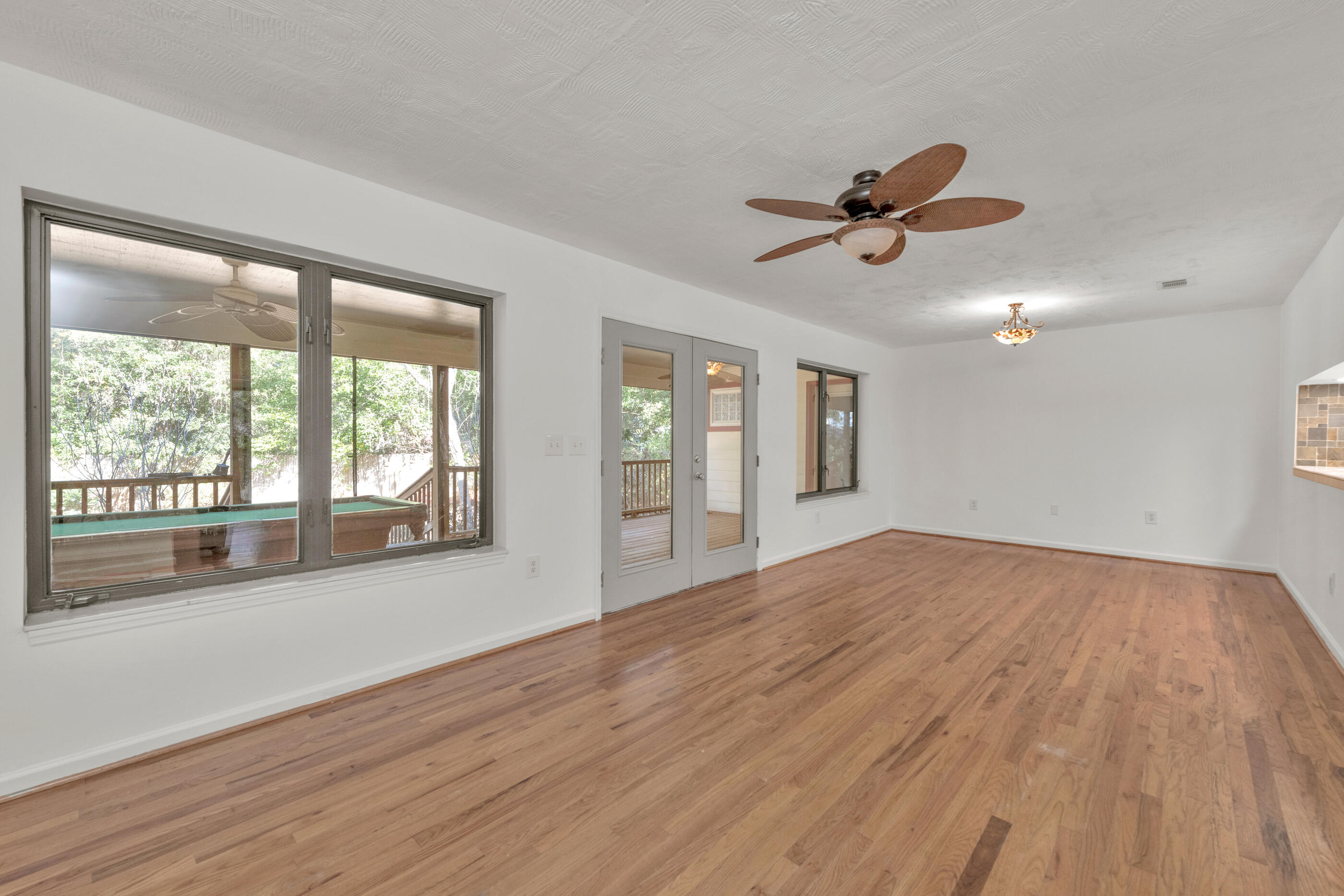 GARNIER BEACH - Residential