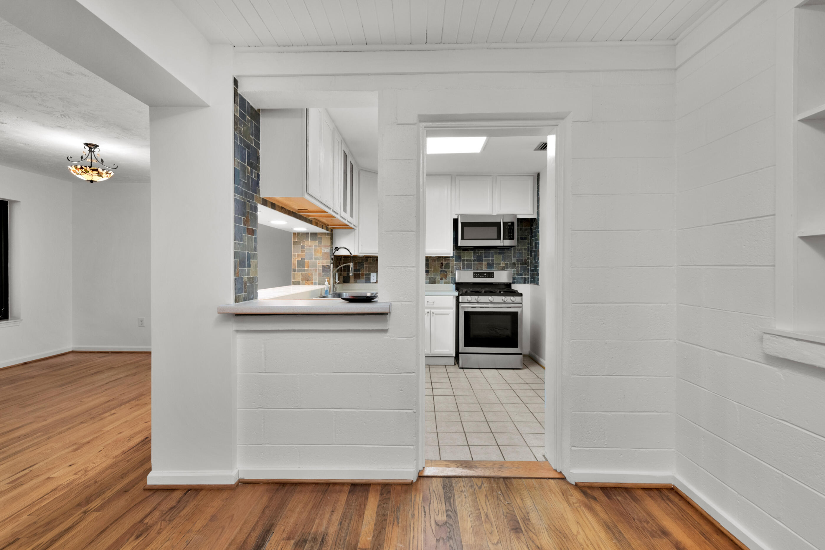 GARNIER BEACH - Residential