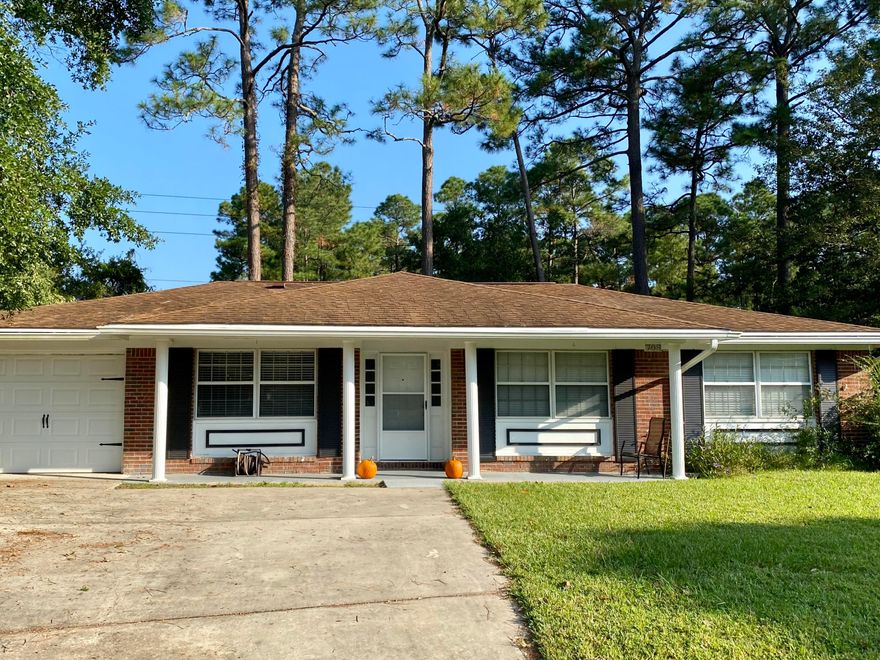 Hey you! Yes, YOU! YOUR new home awaits! Enjoy and value your privacy? This lovely ALL BRICK ranch is nestled on the back end of a CUL-DE-SAC! Conveniently located in the HEART of Niceville and within 5.5 miles of Eglin AFB, you won't have to travel far to enjoy all the DINING, SHOPPING, and everything else the area has to offer! Featuring beautiful LAMINATE wood flooring throughout, CROWN MOLDING, designer paint colors, STAINLESS STEEL APPLIANCES, quartz countertops, and TILE BACKSPLASH, the only thing this COZY home needs is YOU! Don't let this opportunity pass you by - call your favorite real estate professional TODAY to schedule a private tour before it's gone!