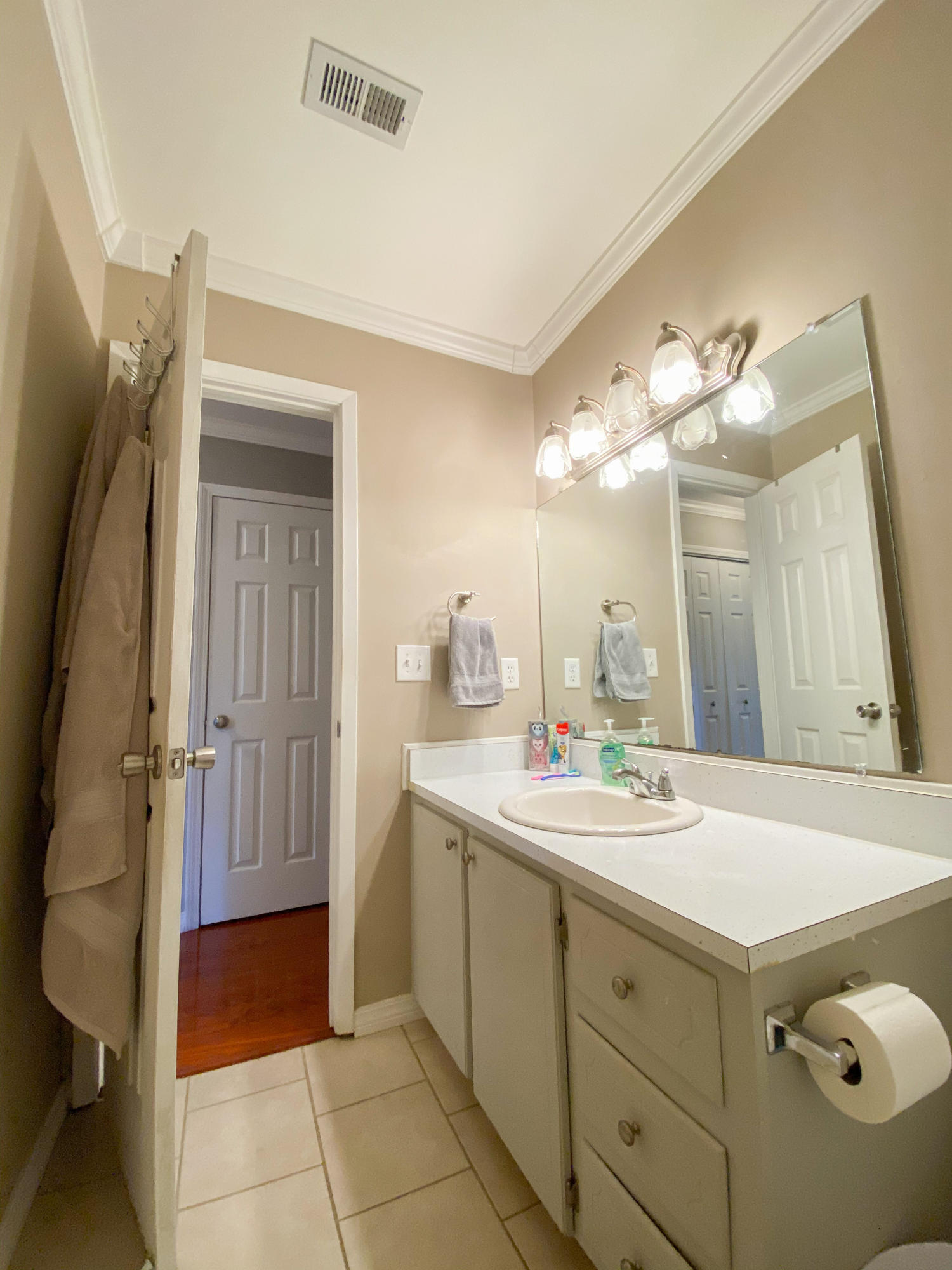 PALM ESTATES UNIT 2 - Residential