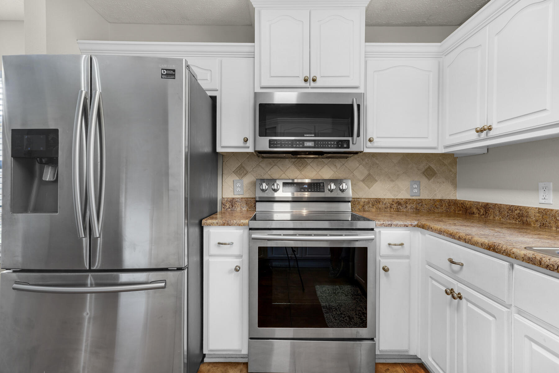 NORTH HAVEN ESTATES LOT 13 ORB 4380 P 1128 - Residential