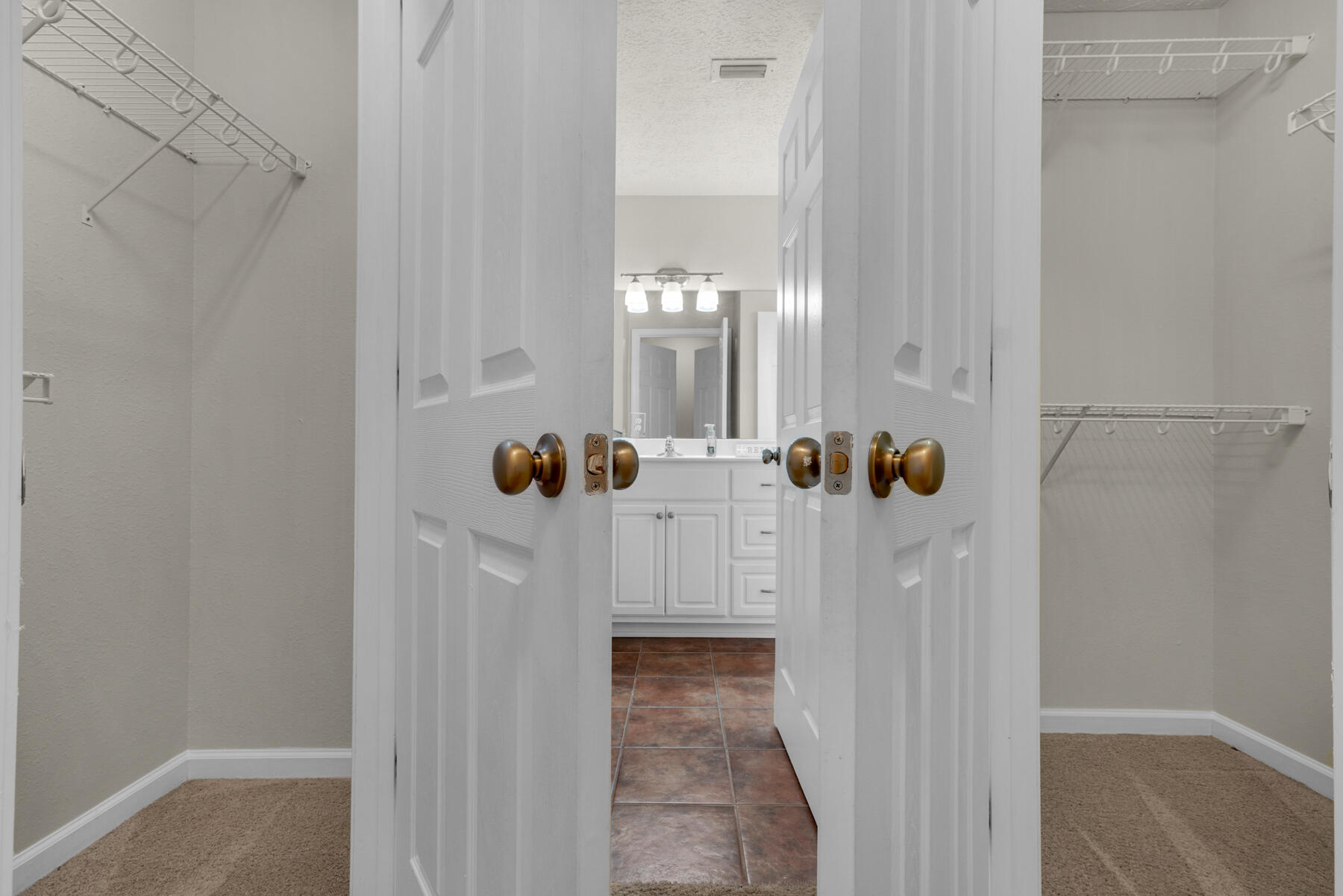 NORTH HAVEN ESTATES LOT 13 ORB 4380 P 1128 - Residential