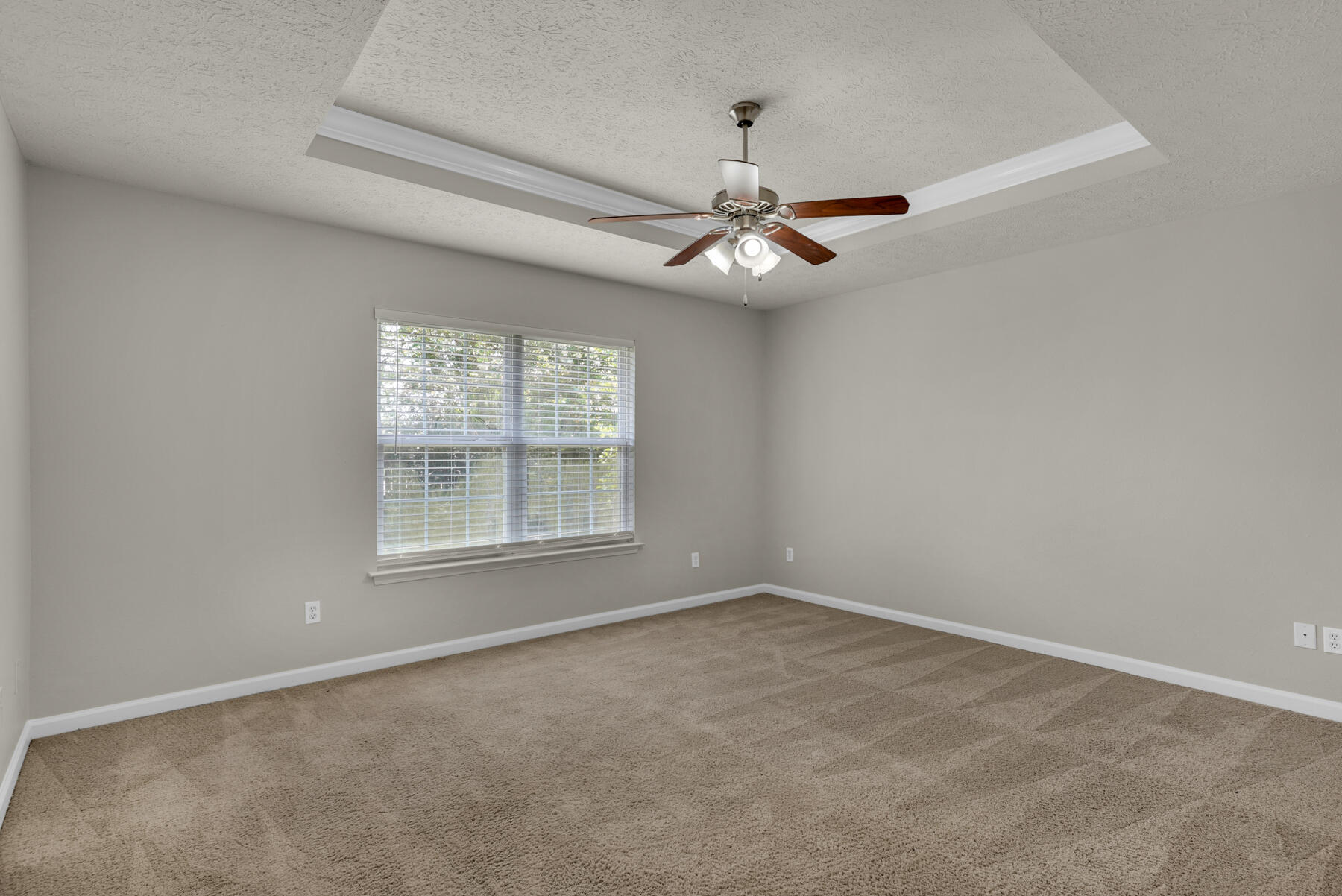 NORTH HAVEN ESTATES LOT 13 ORB 4380 P 1128 - Residential