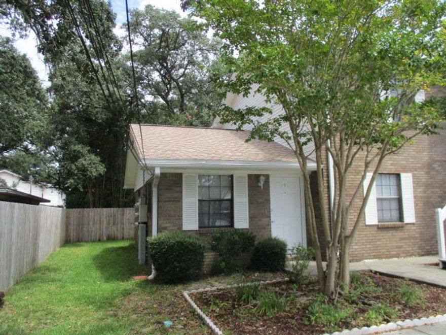 Cute and roomy 2 bedroom 1 bath unit. Bottom floor unit. Both bedrooms are a good size. Utility room off the back for a washer and dryer.  This unit has a washer and dryer in the utility room that can be used , however it is not warrented.  Not pets and no smoking allowed.  Plenty of parking in front of the unit.
Trash and yard care is included with the rent, the tenant pays all other utilities. Convenient location to both bases, beaches and all activities the the Ft Walton Beach area. Listing agent to accompany all showings