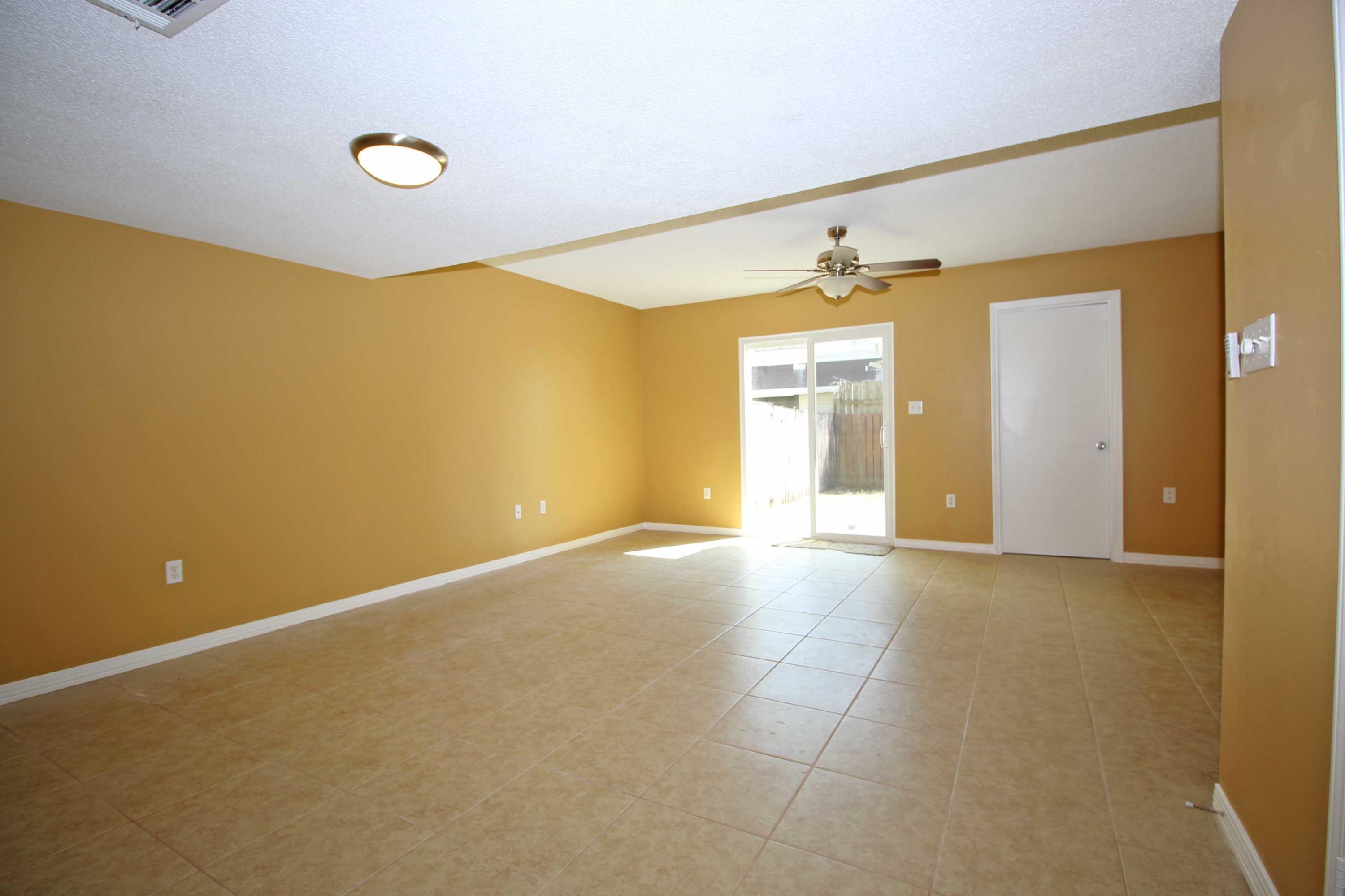 FOREST VIEW T/H - Residential