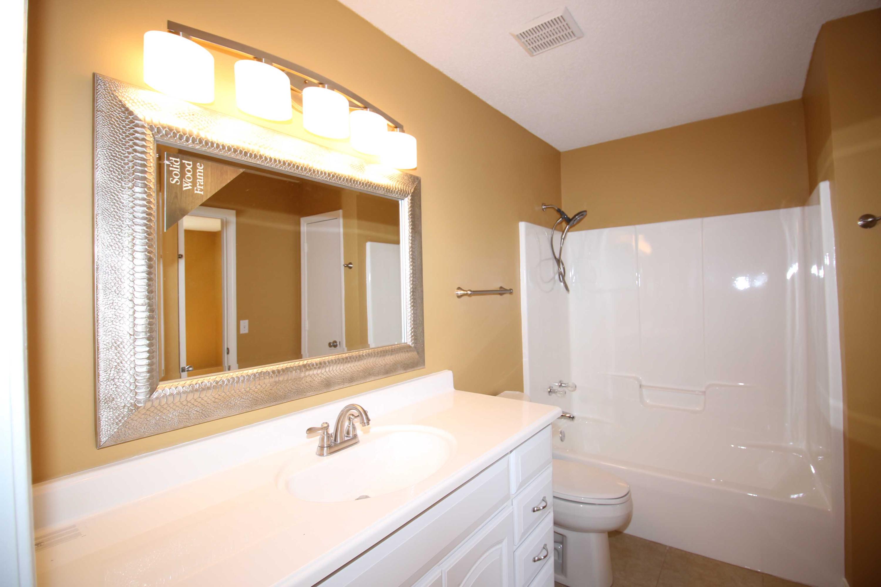 FOREST VIEW T/H - Residential