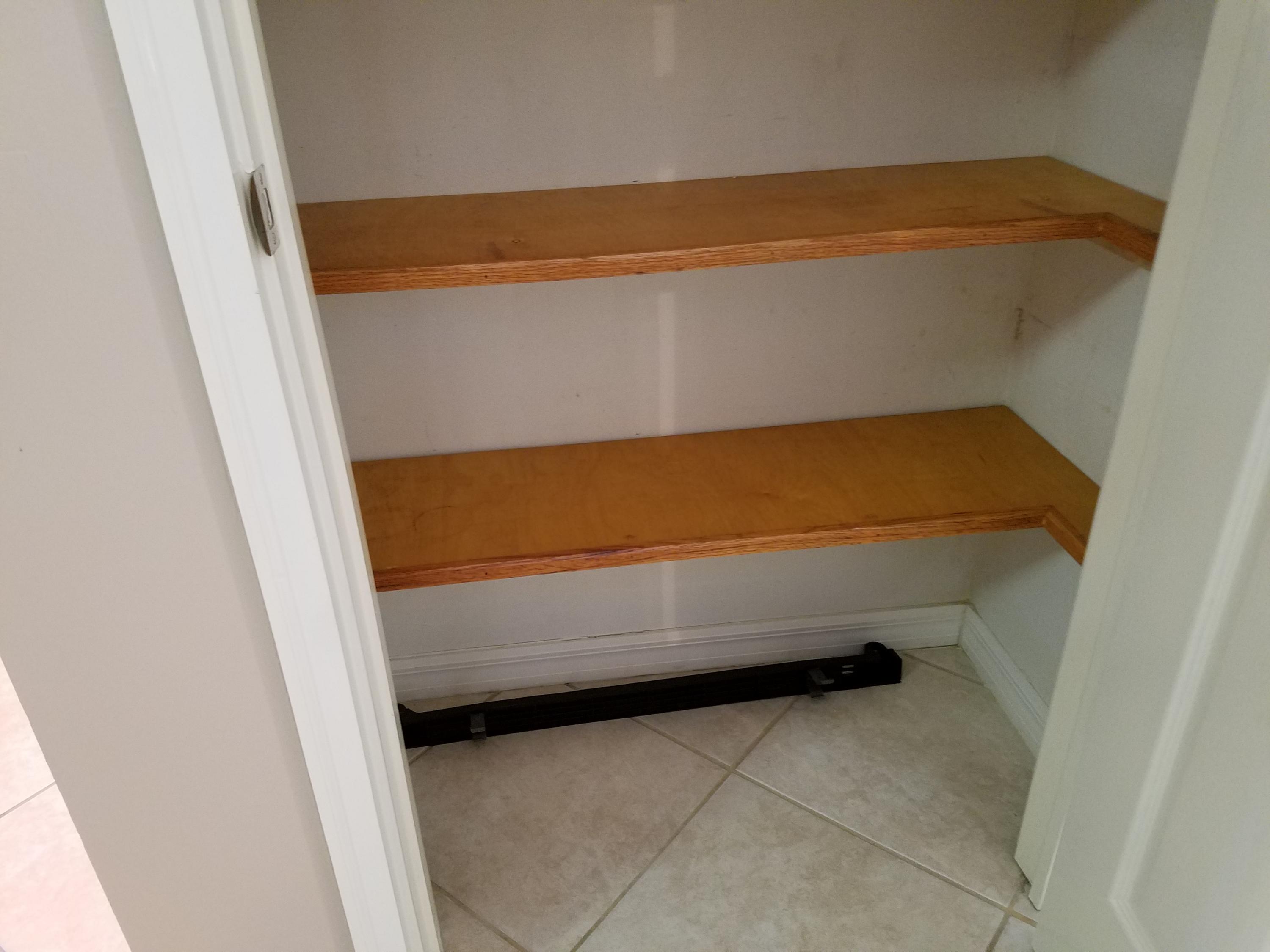 PINEWOOD ESTATES - Residential