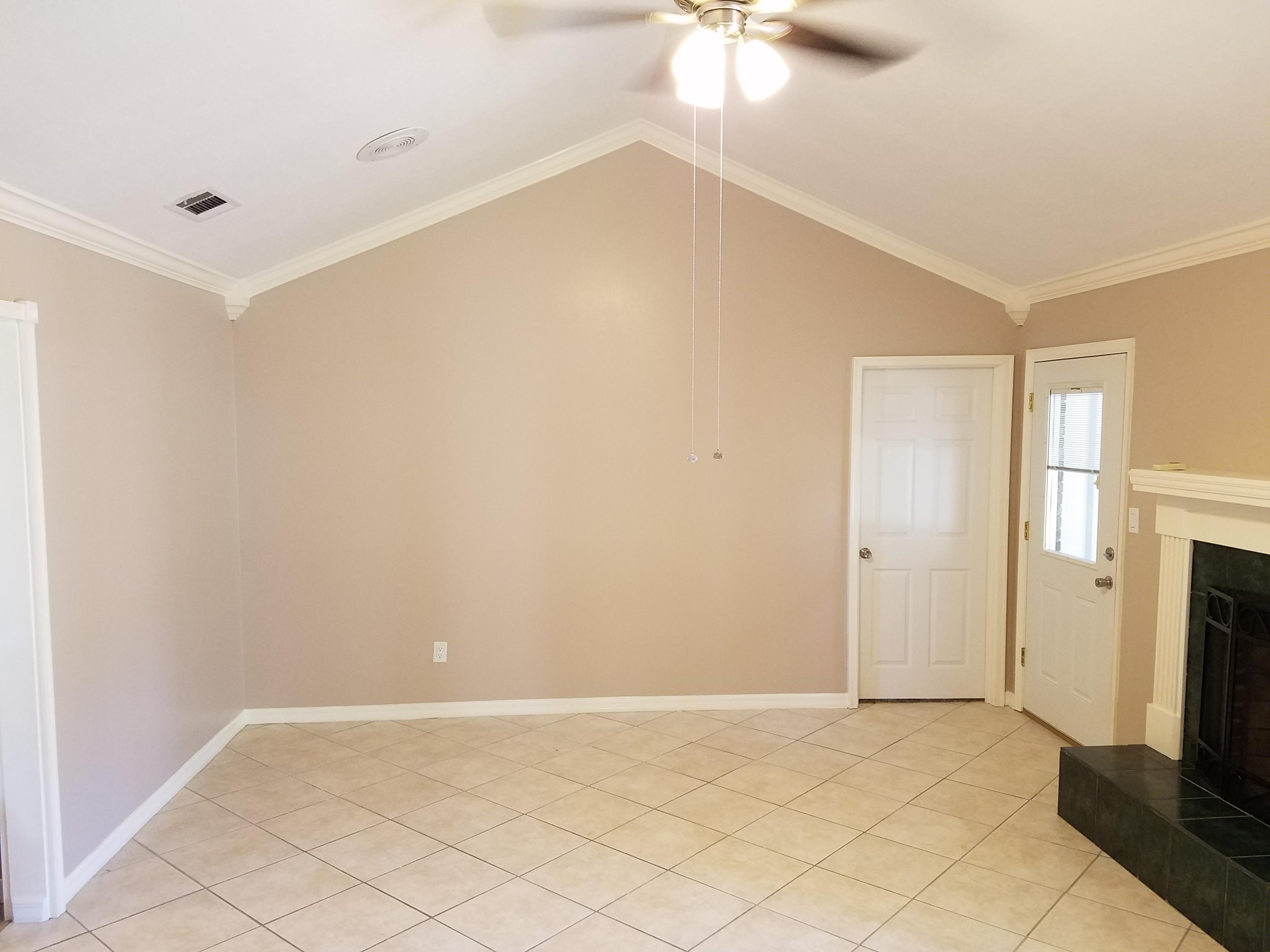 PINEWOOD ESTATES - Residential