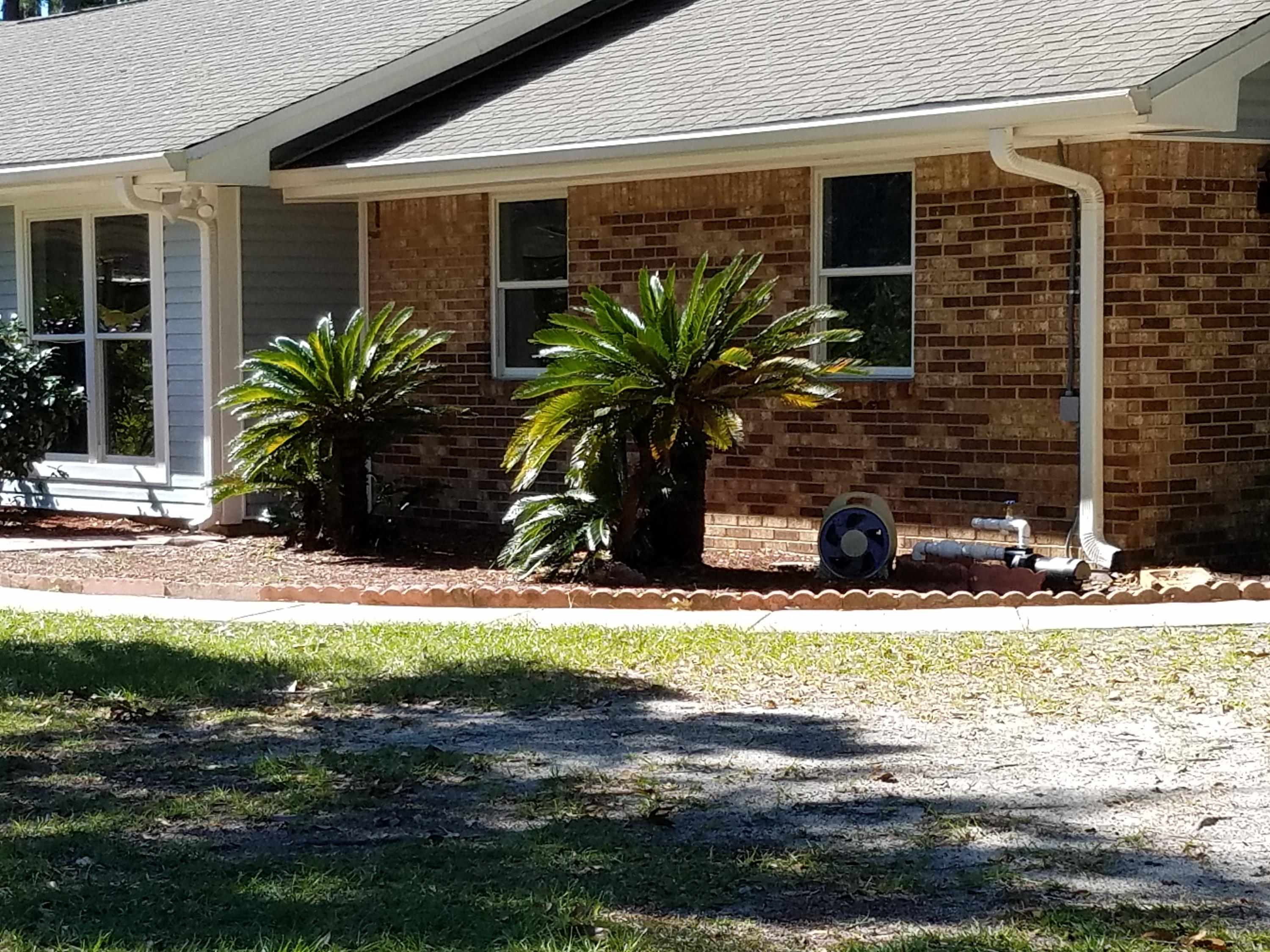 PINEWOOD ESTATES - Residential