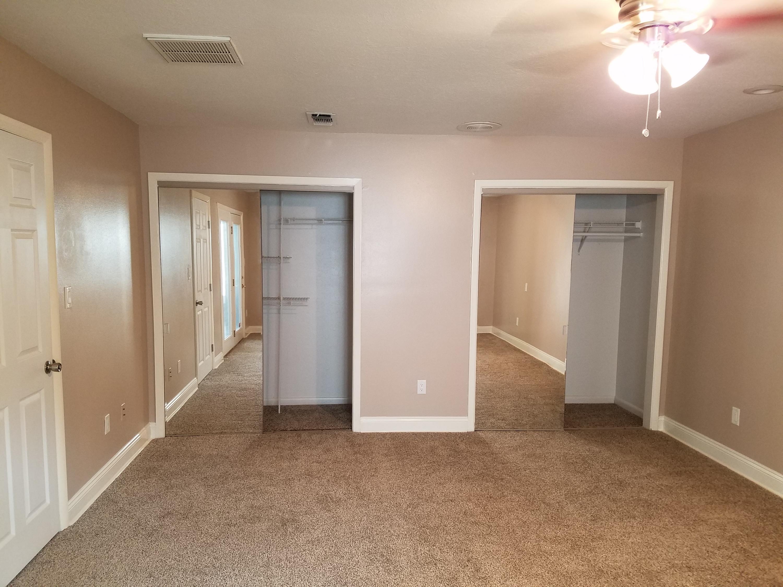 PINEWOOD ESTATES - Residential