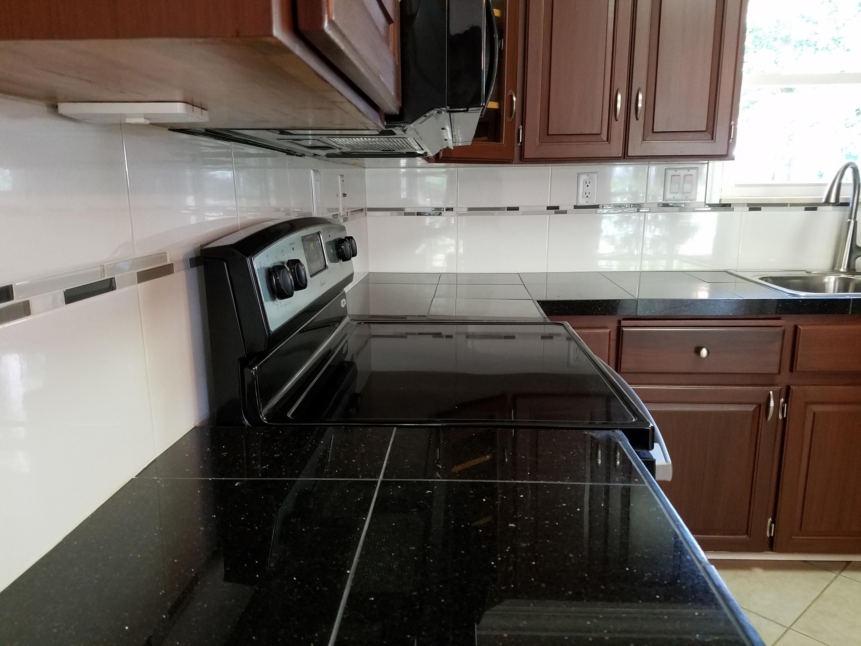 PINEWOOD ESTATES - Residential